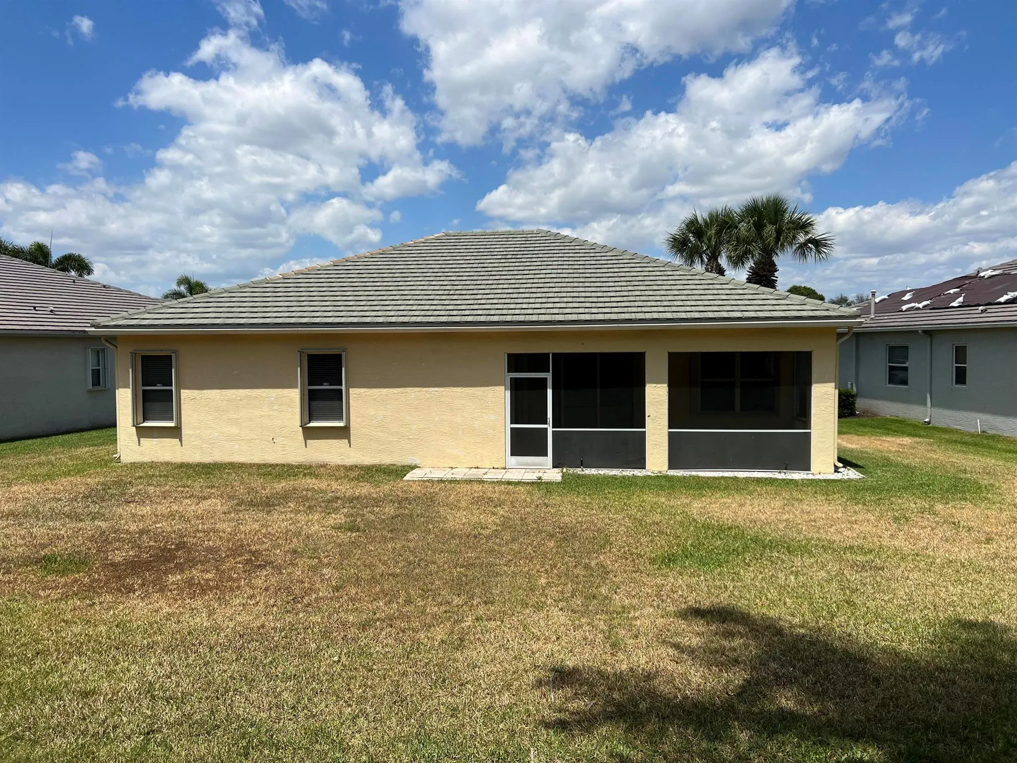 417 SW Blue Spring Court