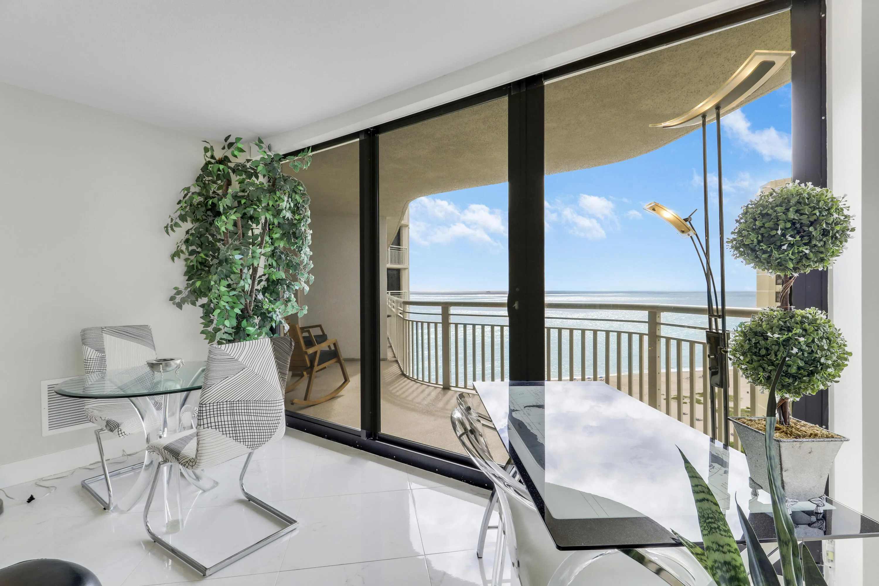 3000 N Ocean Drive, #19h