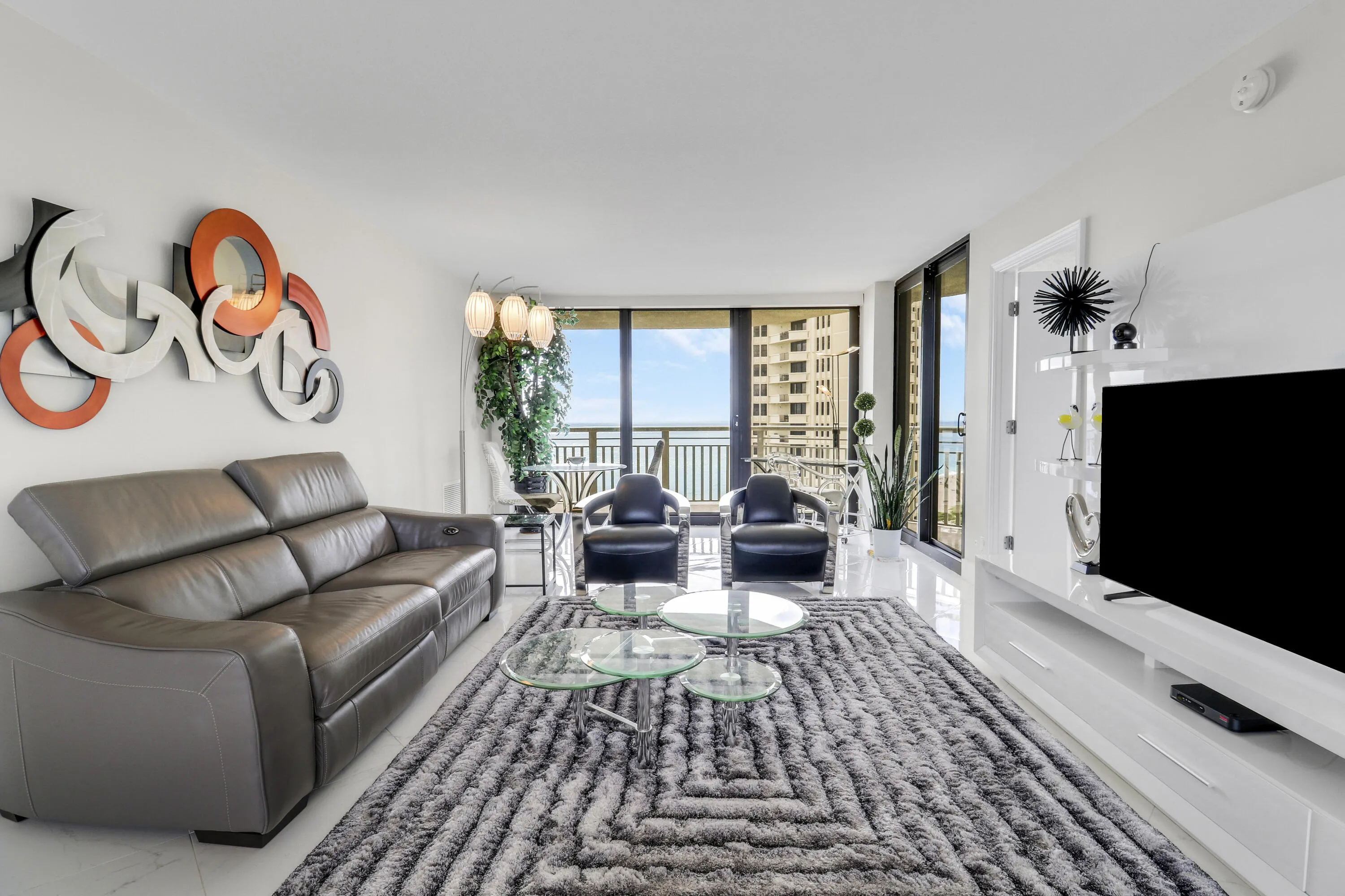 3000 N Ocean Drive, #19h