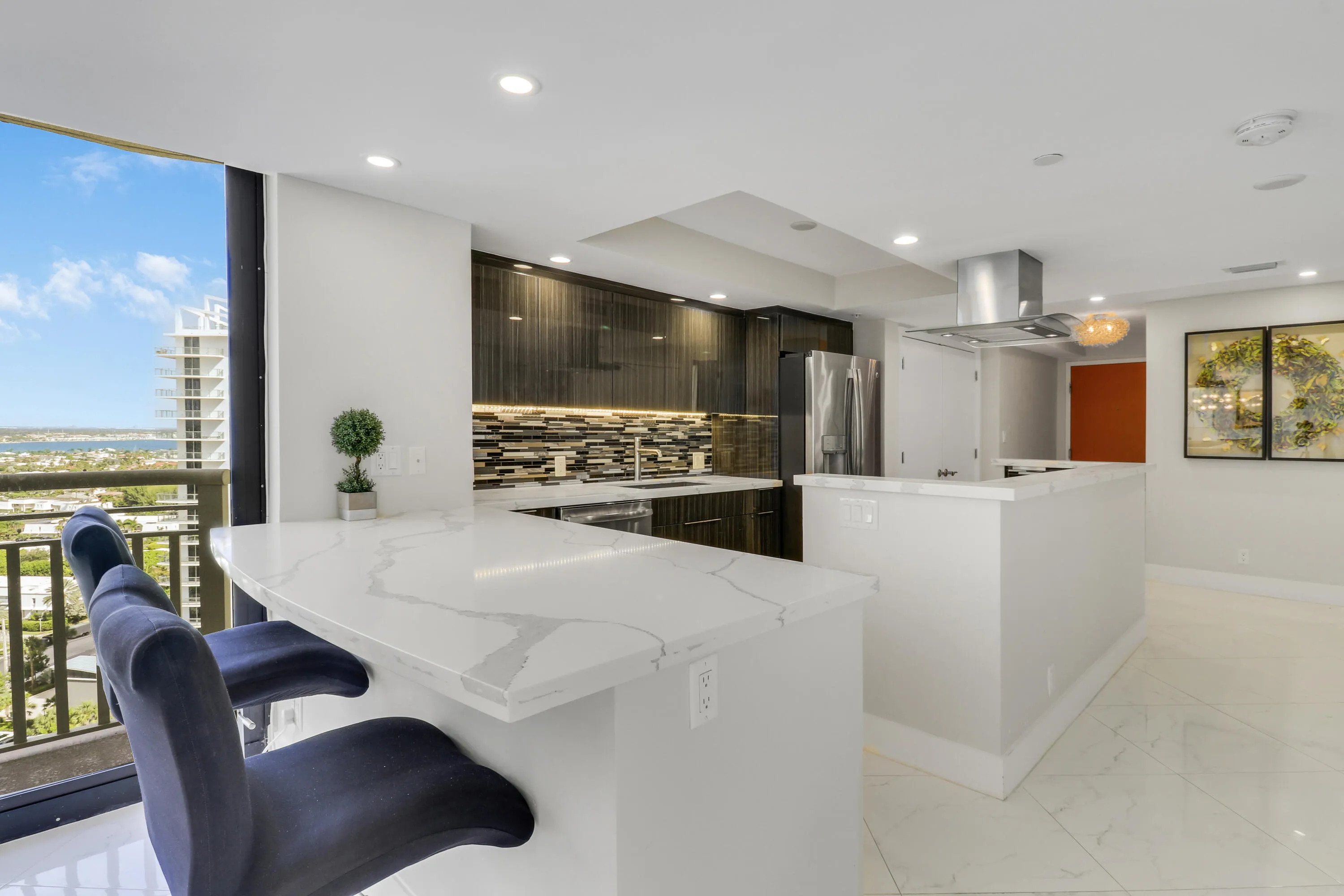 3000 N Ocean Drive, #19h