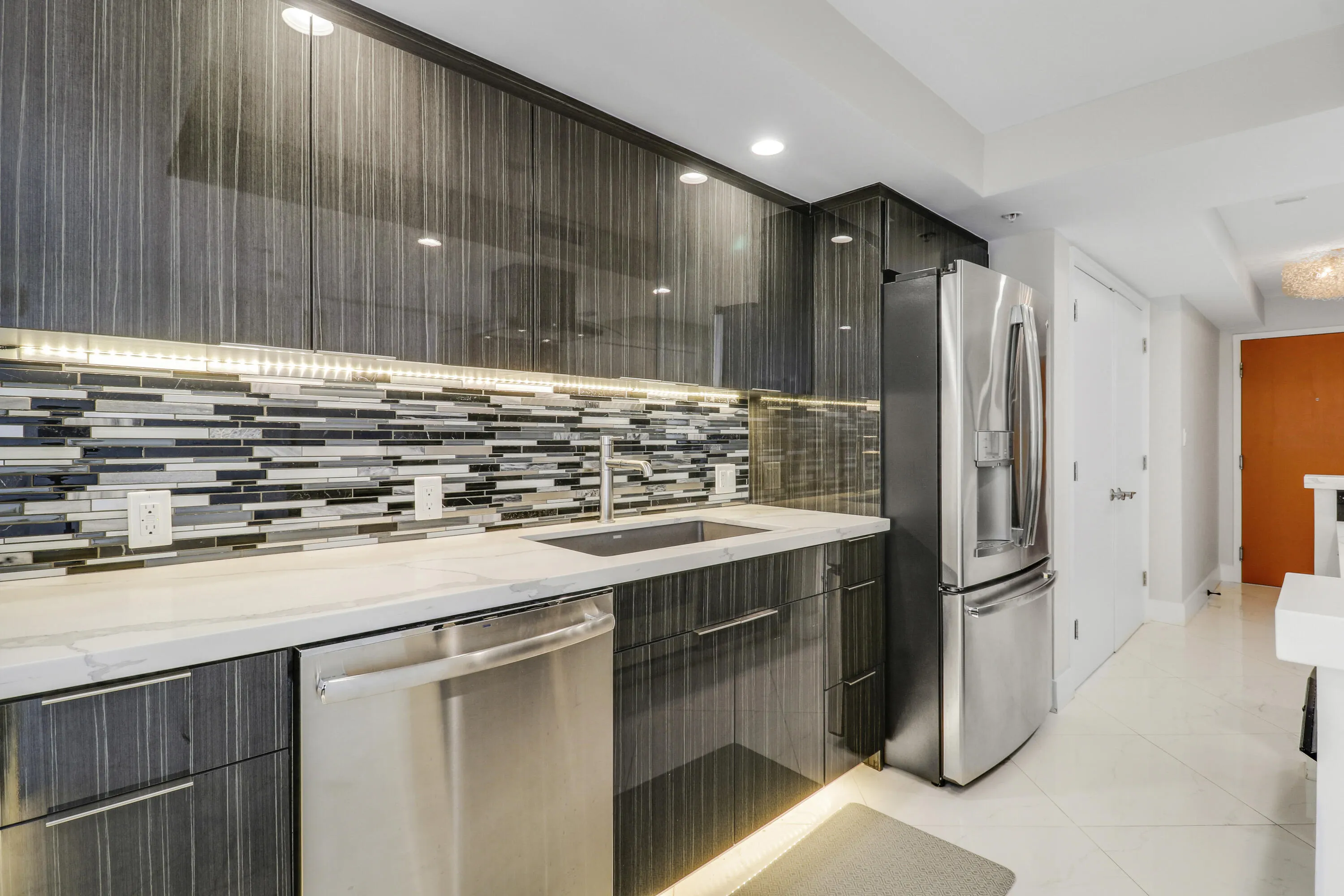 3000 N Ocean Drive, #19h