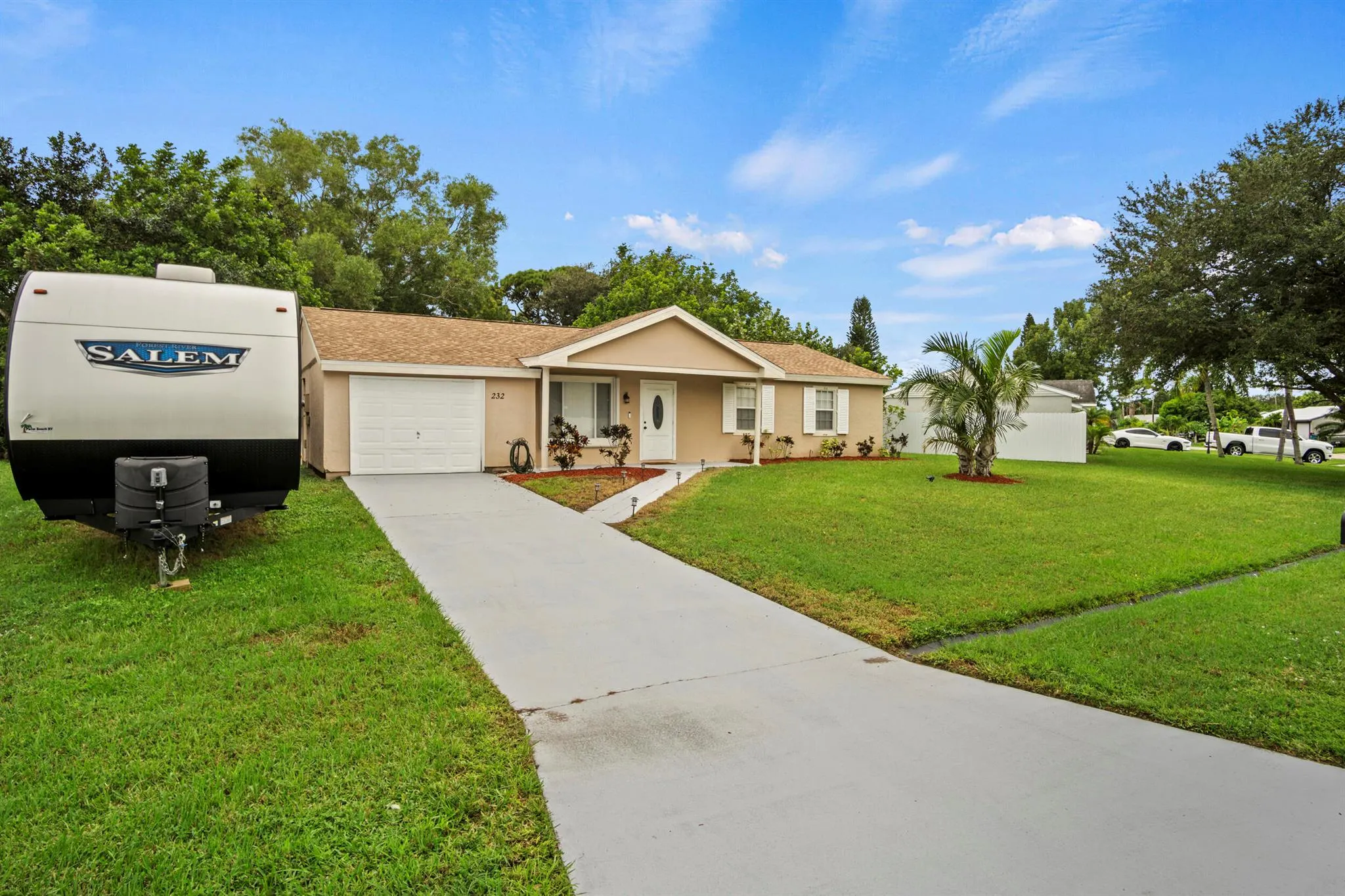 232 SW Kimball Circle