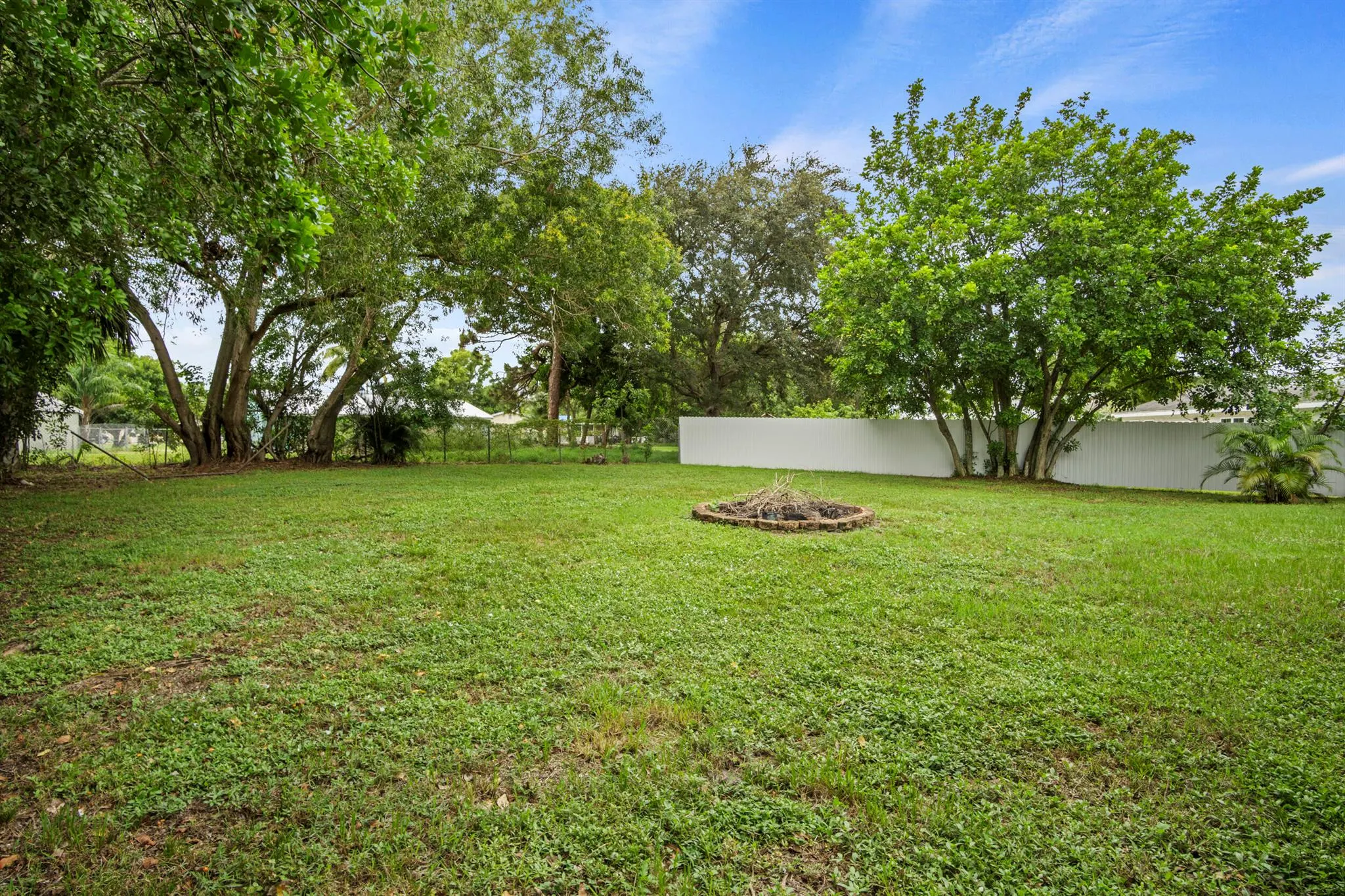 232 SW Kimball Circle