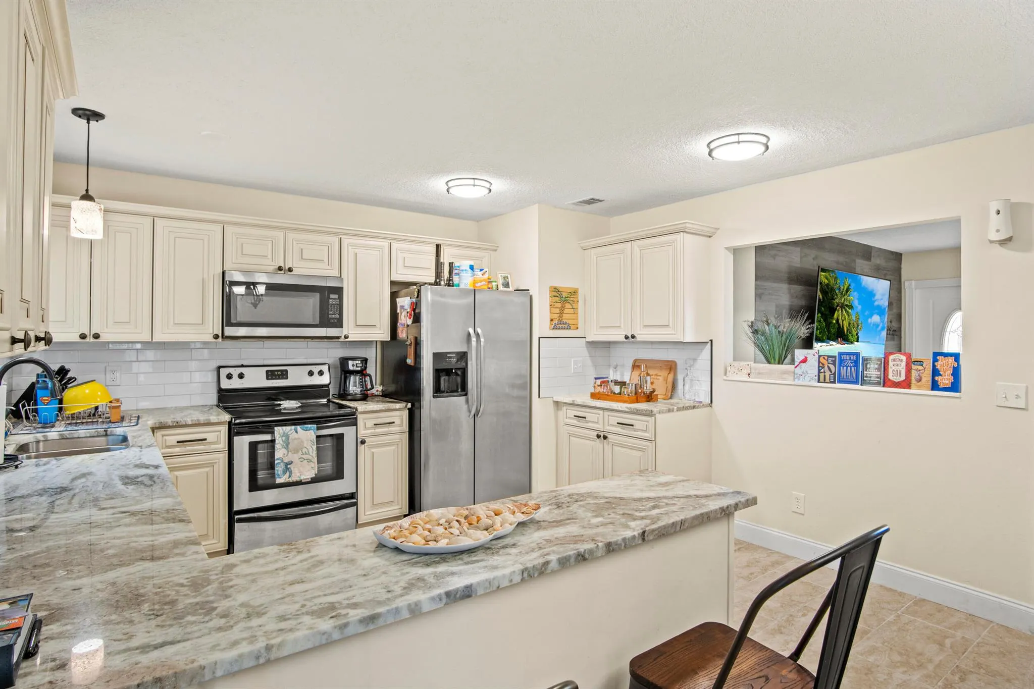 232 SW Kimball Circle
