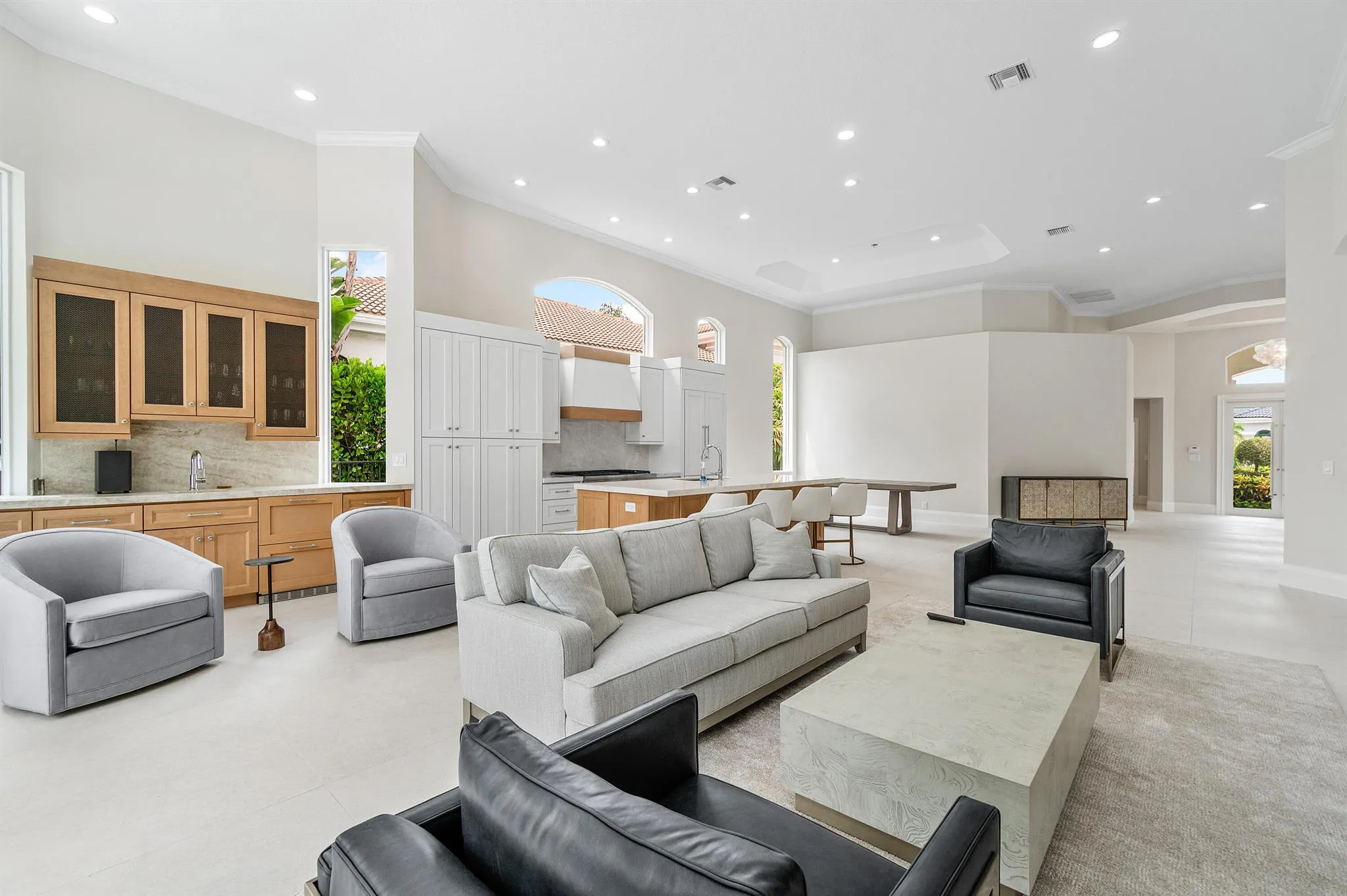 262 Isle Way