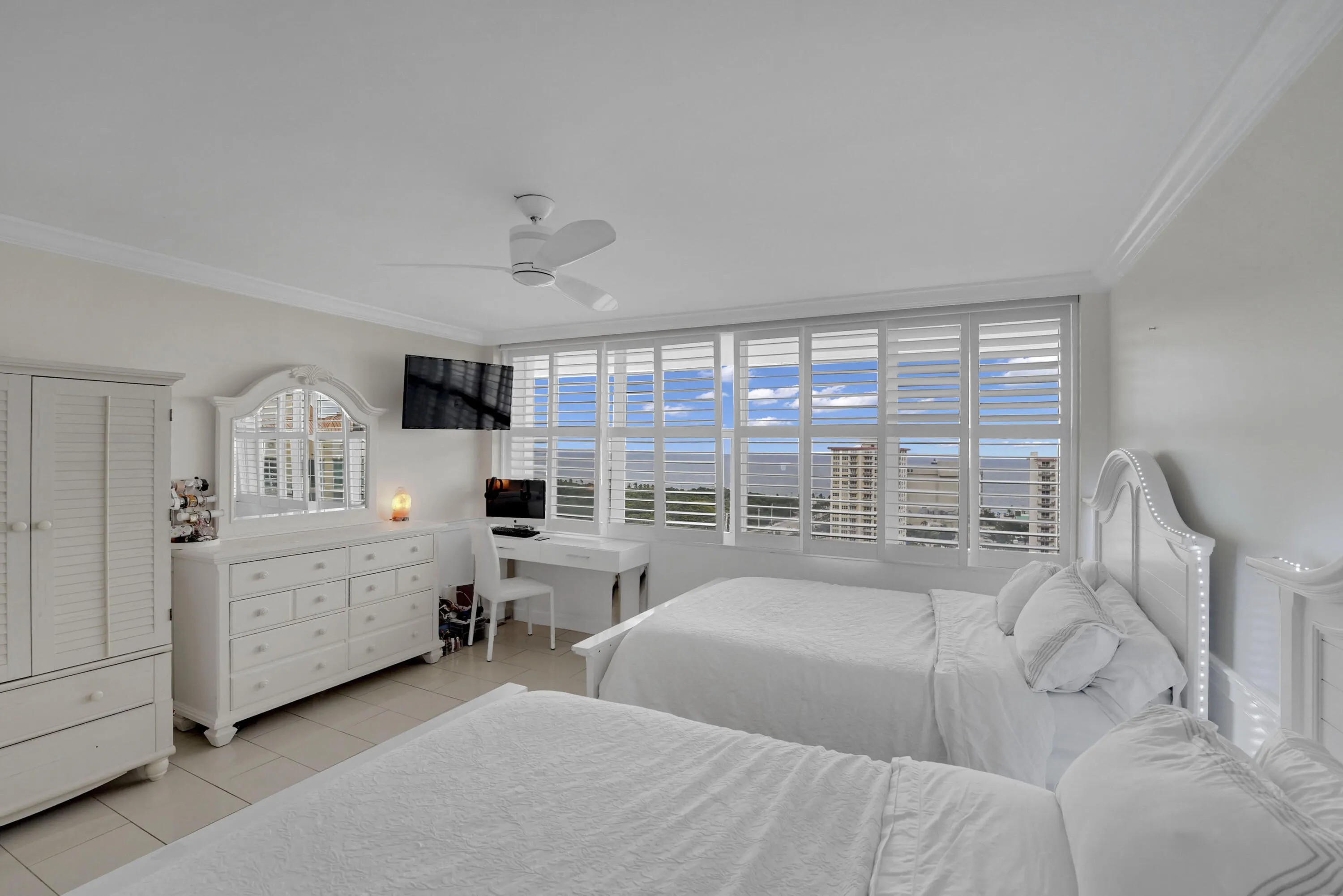 2800 E Sunrise Boulevard, #19a