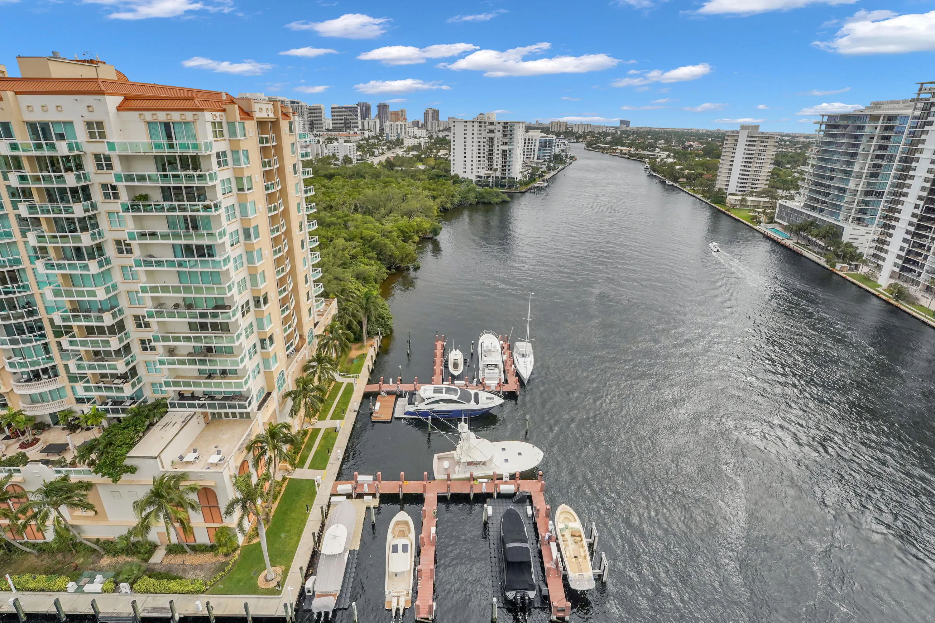 2800 E Sunrise Boulevard, #19a