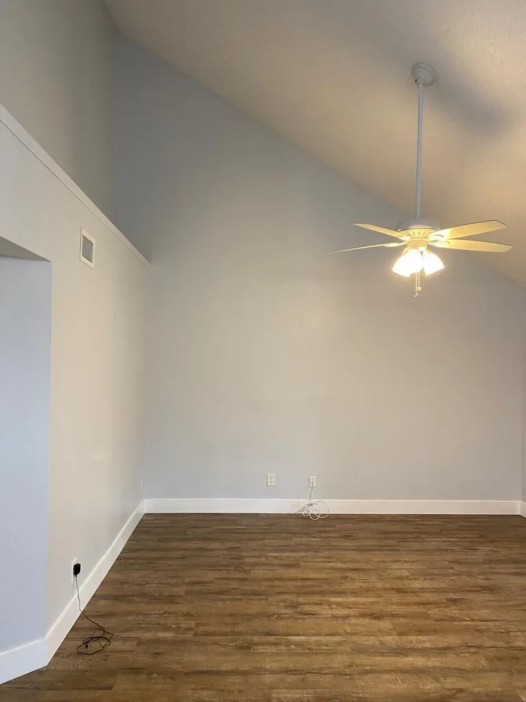 832 NW 92nd Avenue