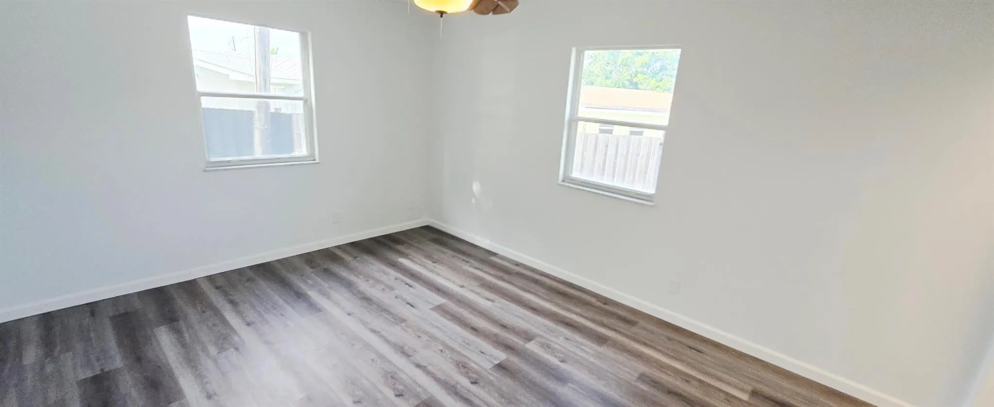2331 NE Ne 15th Ct Court