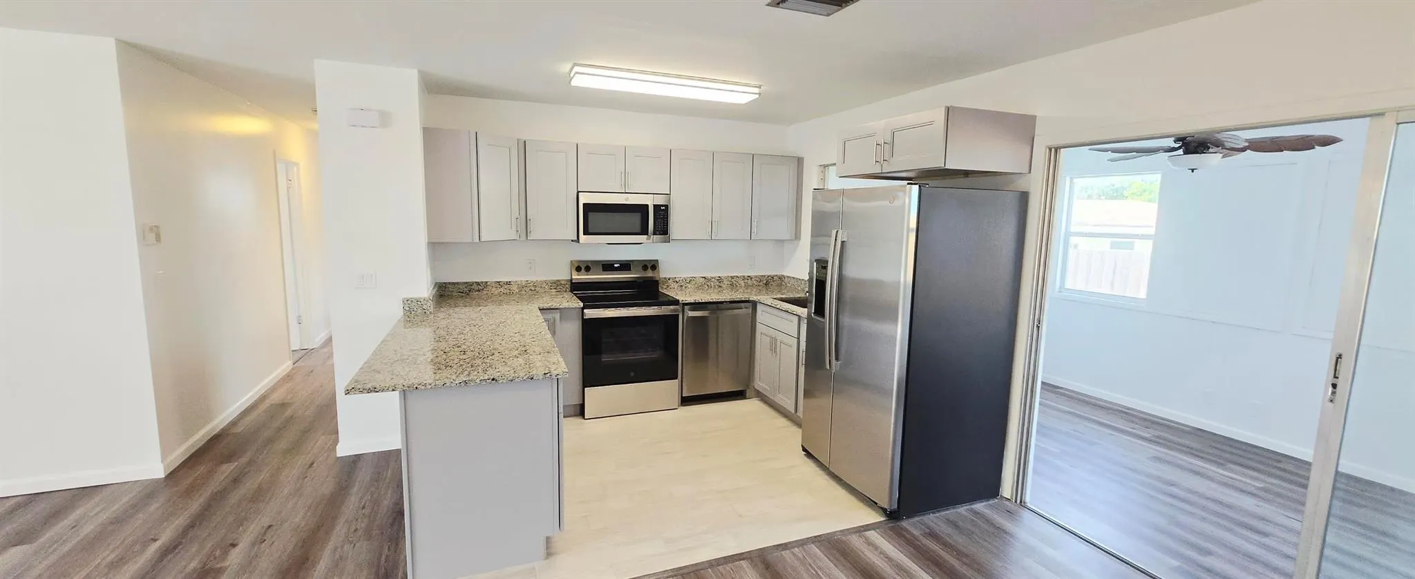 2331 NE Ne 15th Ct Court