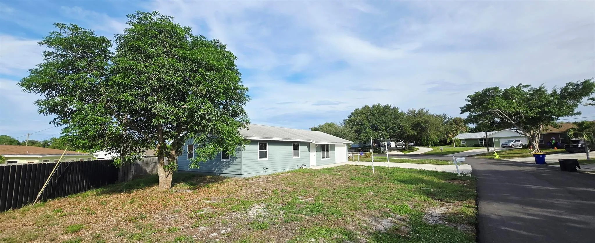 2331 NE Ne 15th Ct Court
