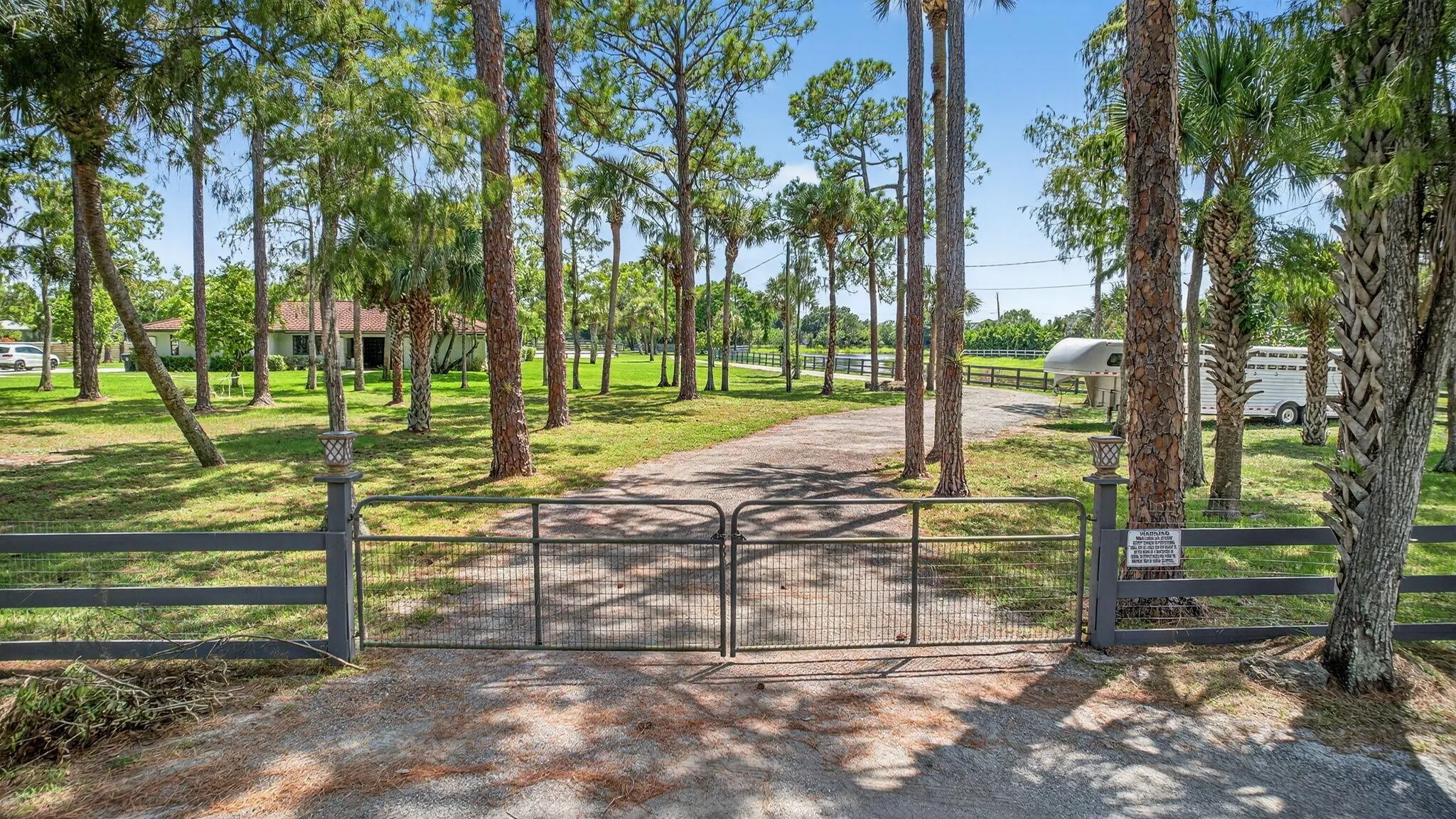 17218 Shetland Lane, #2 Stalls