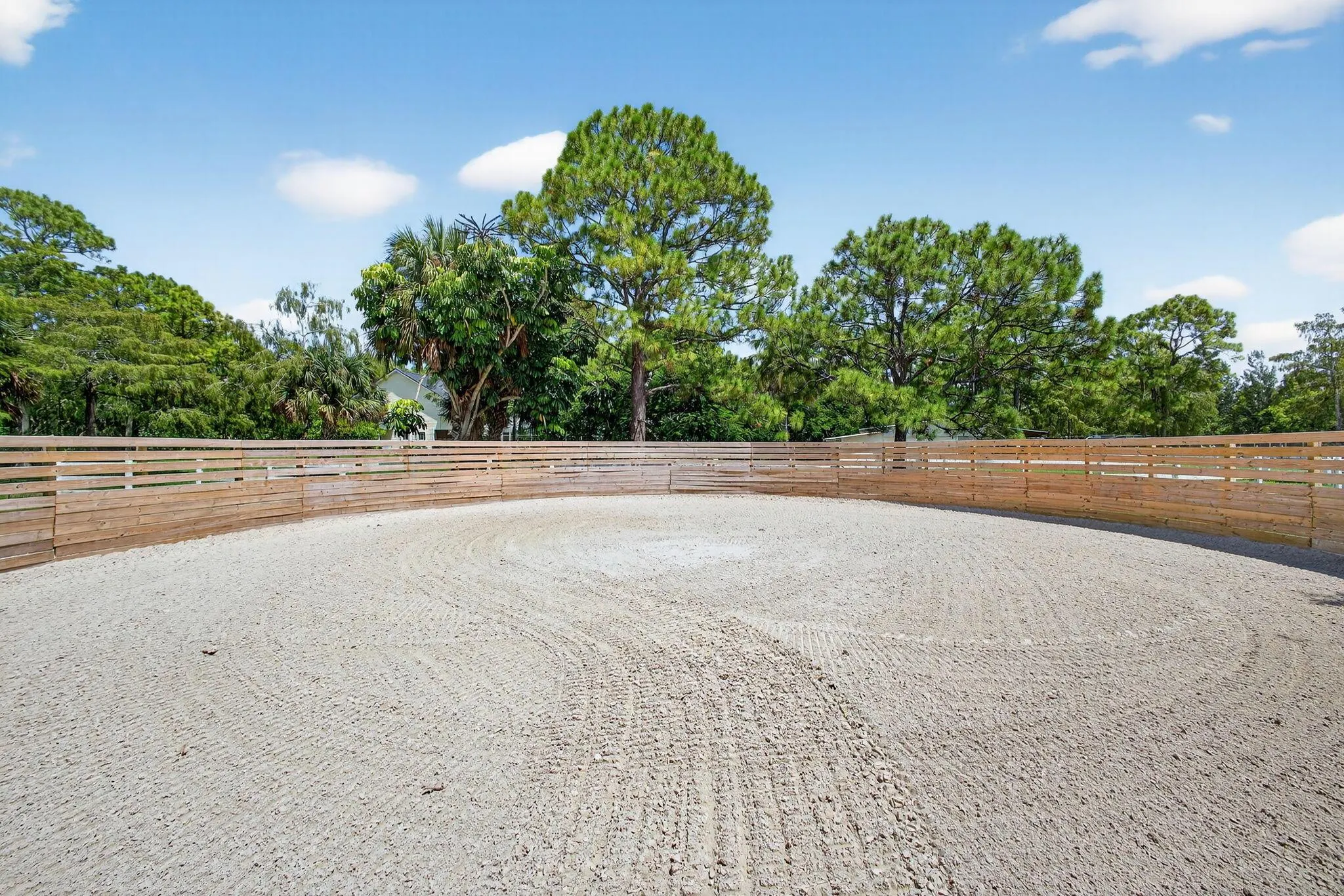 17218 Shetland Lane, #2 Stalls