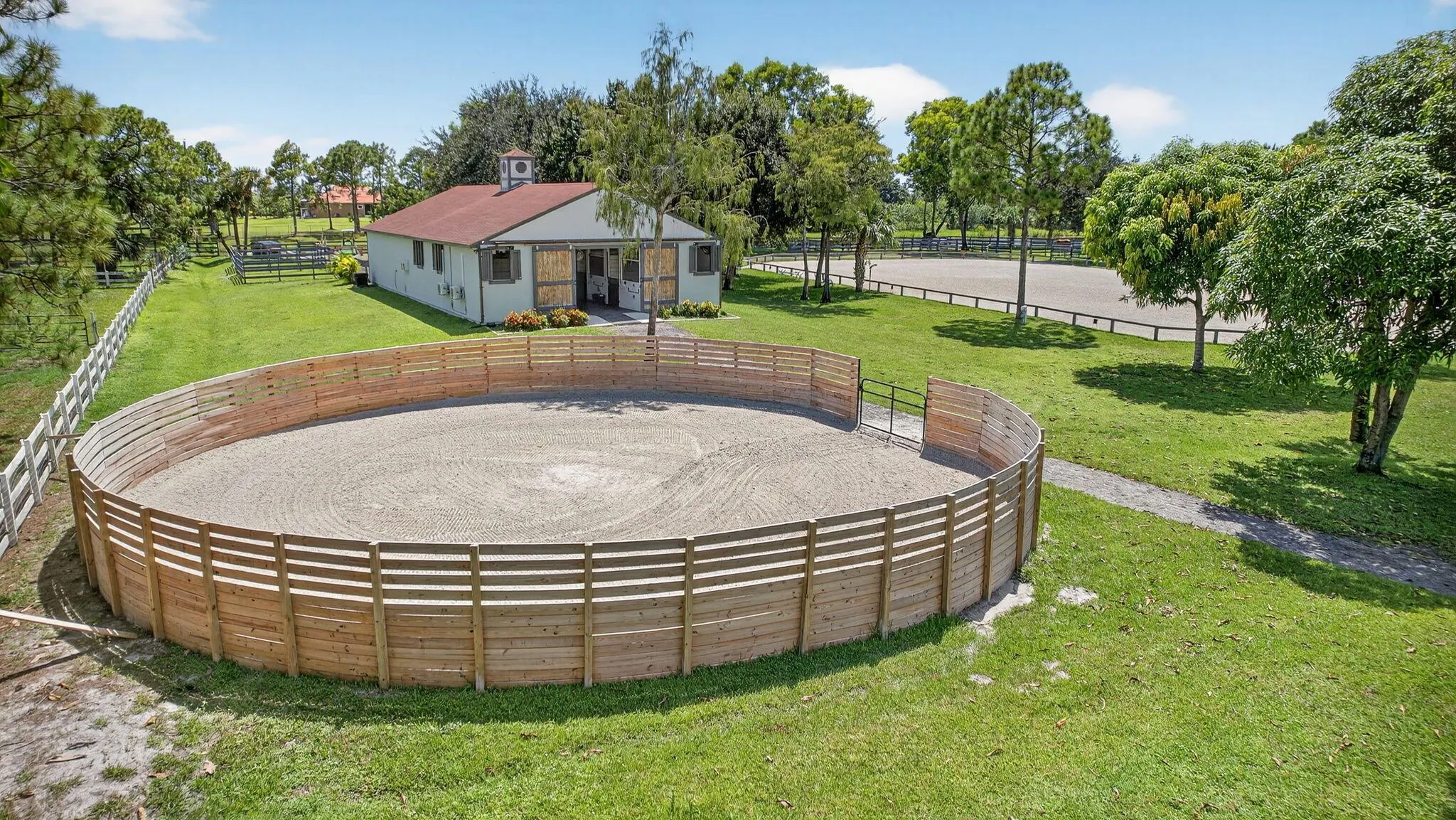 17218 Shetland Lane, #2 Stalls