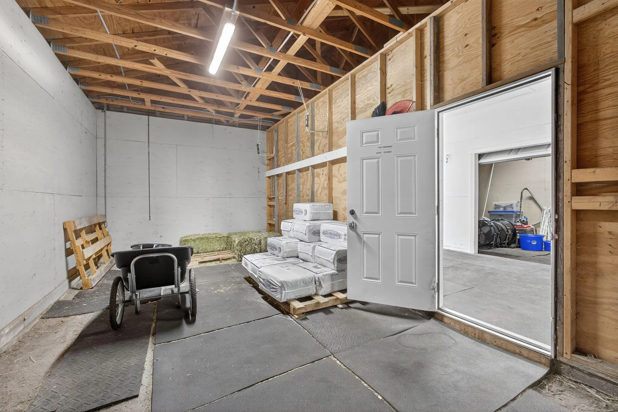 17218 Shetland Lane, #2 Stalls