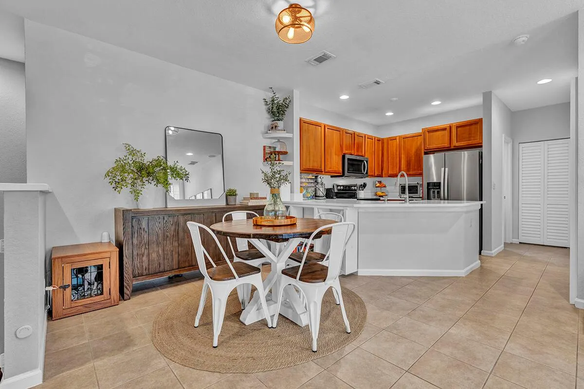 1428 W Wickham Circle, #A