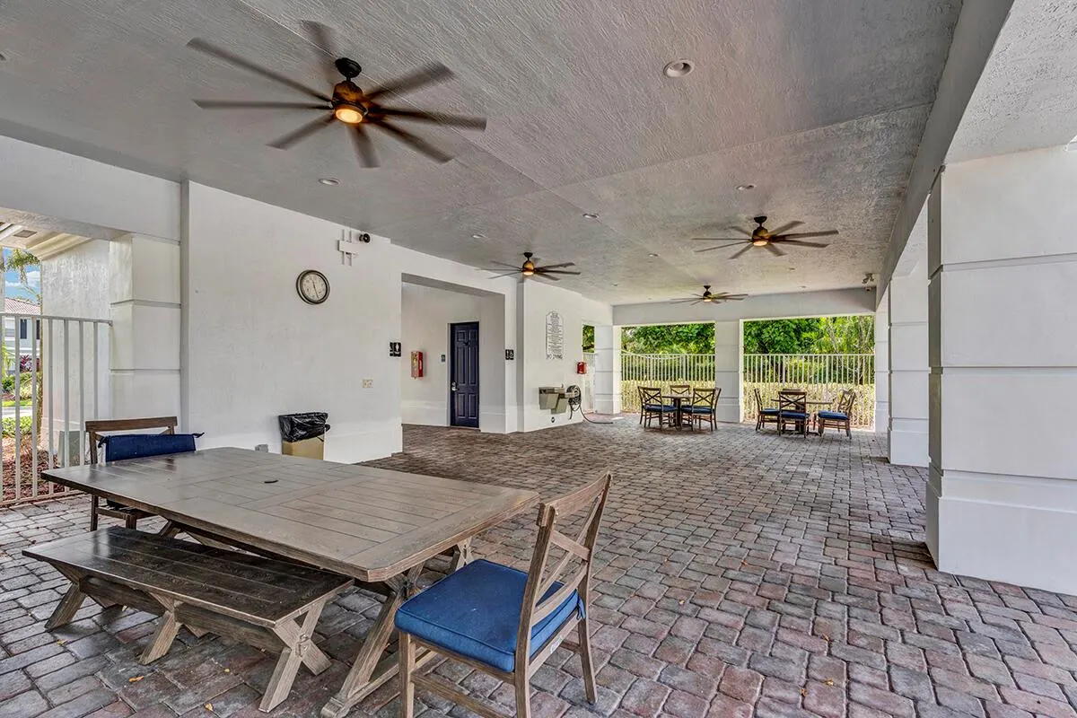 1428 W Wickham Circle, #A