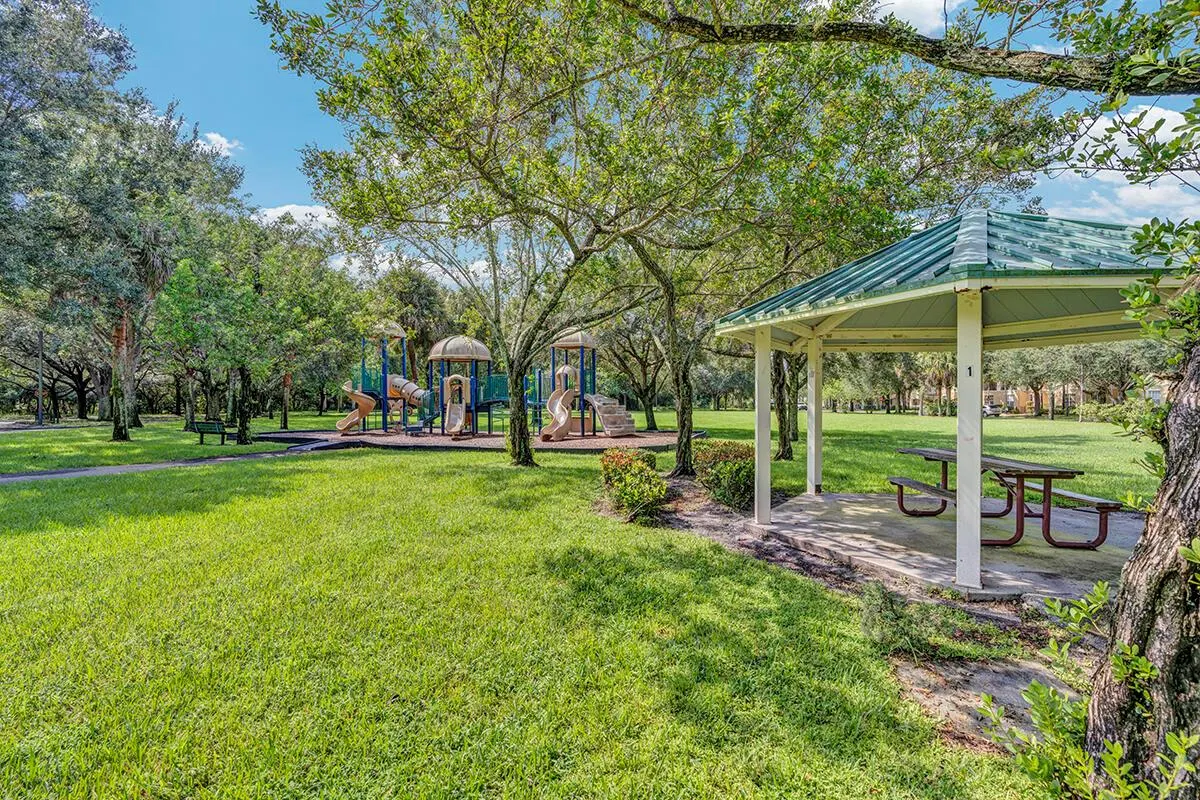1428 W Wickham Circle, #A
