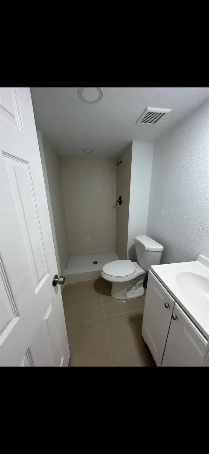 8704 NW 35th Street, #108