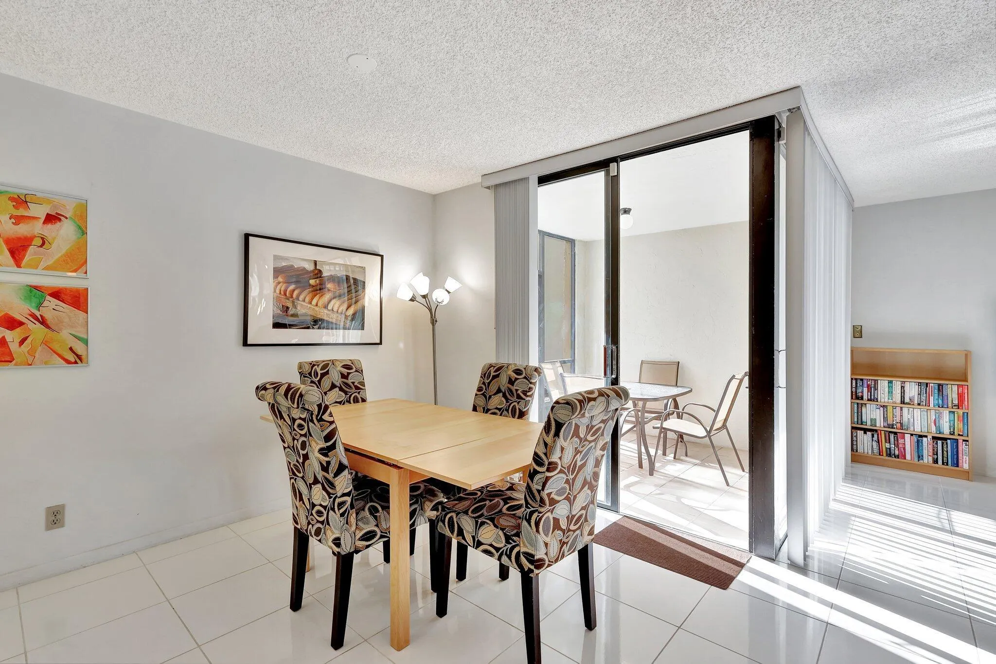 1915 Lavers Circle, #E103