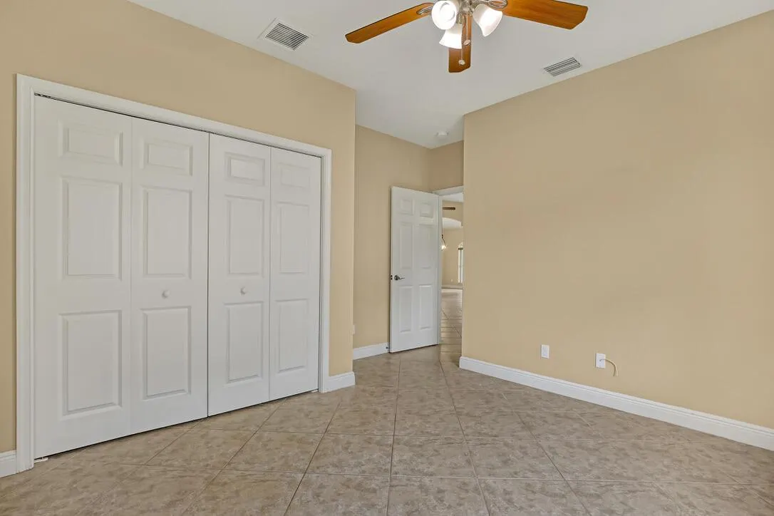9777 154th Road N