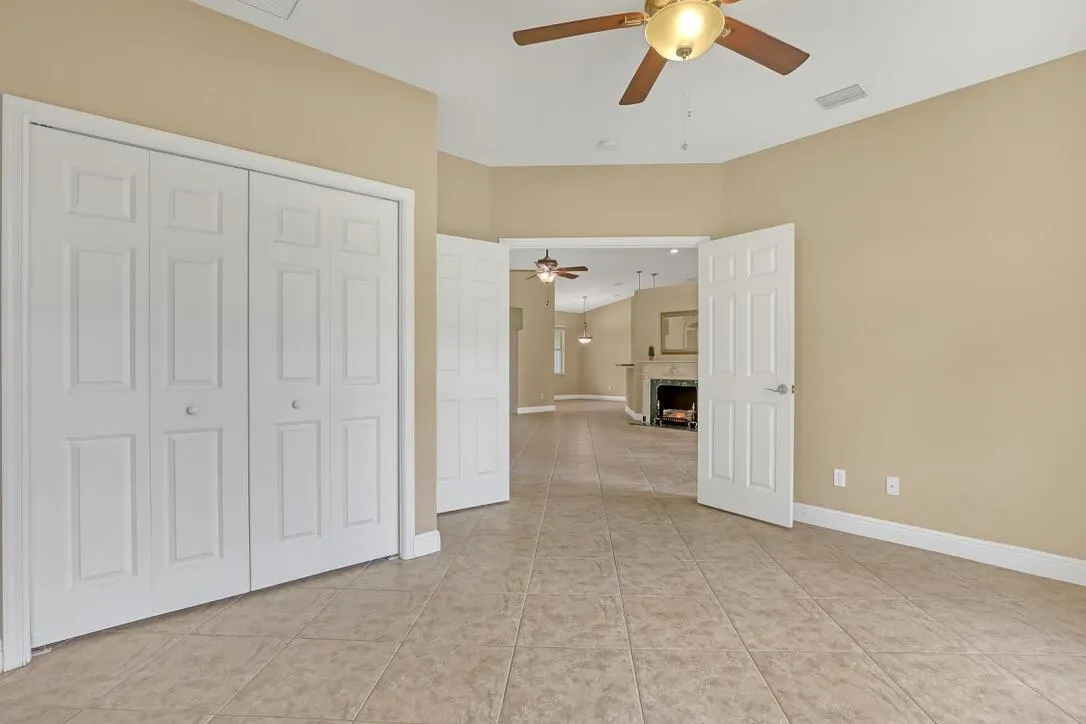 9777 154th Road N