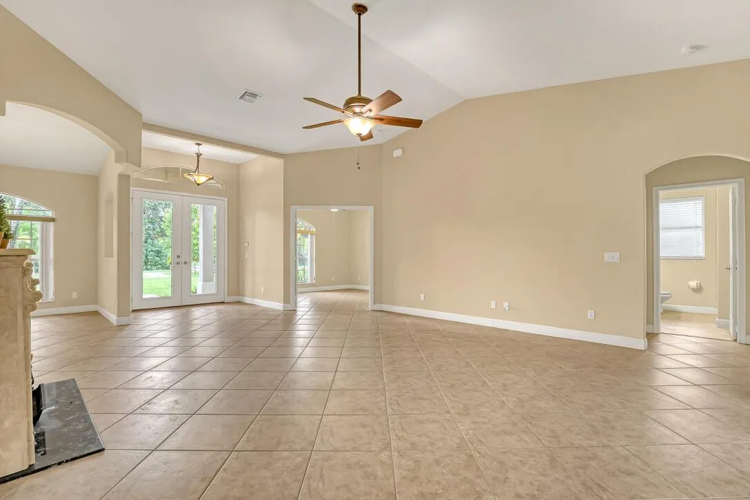 9777 154th Road N
