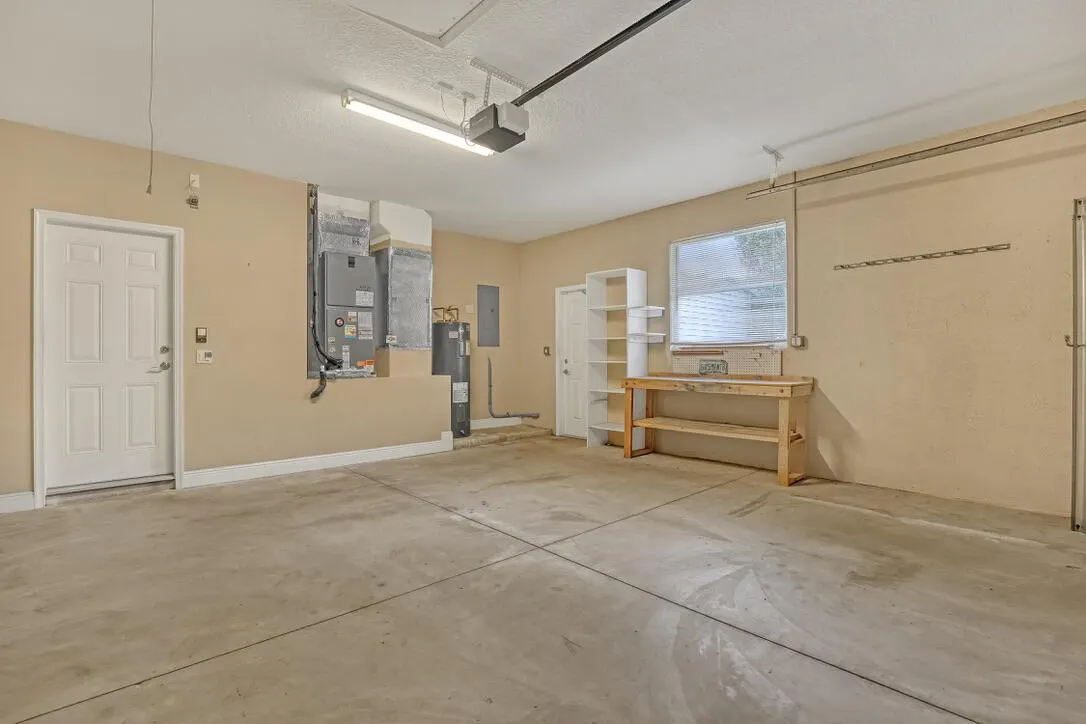 9777 154th Road N