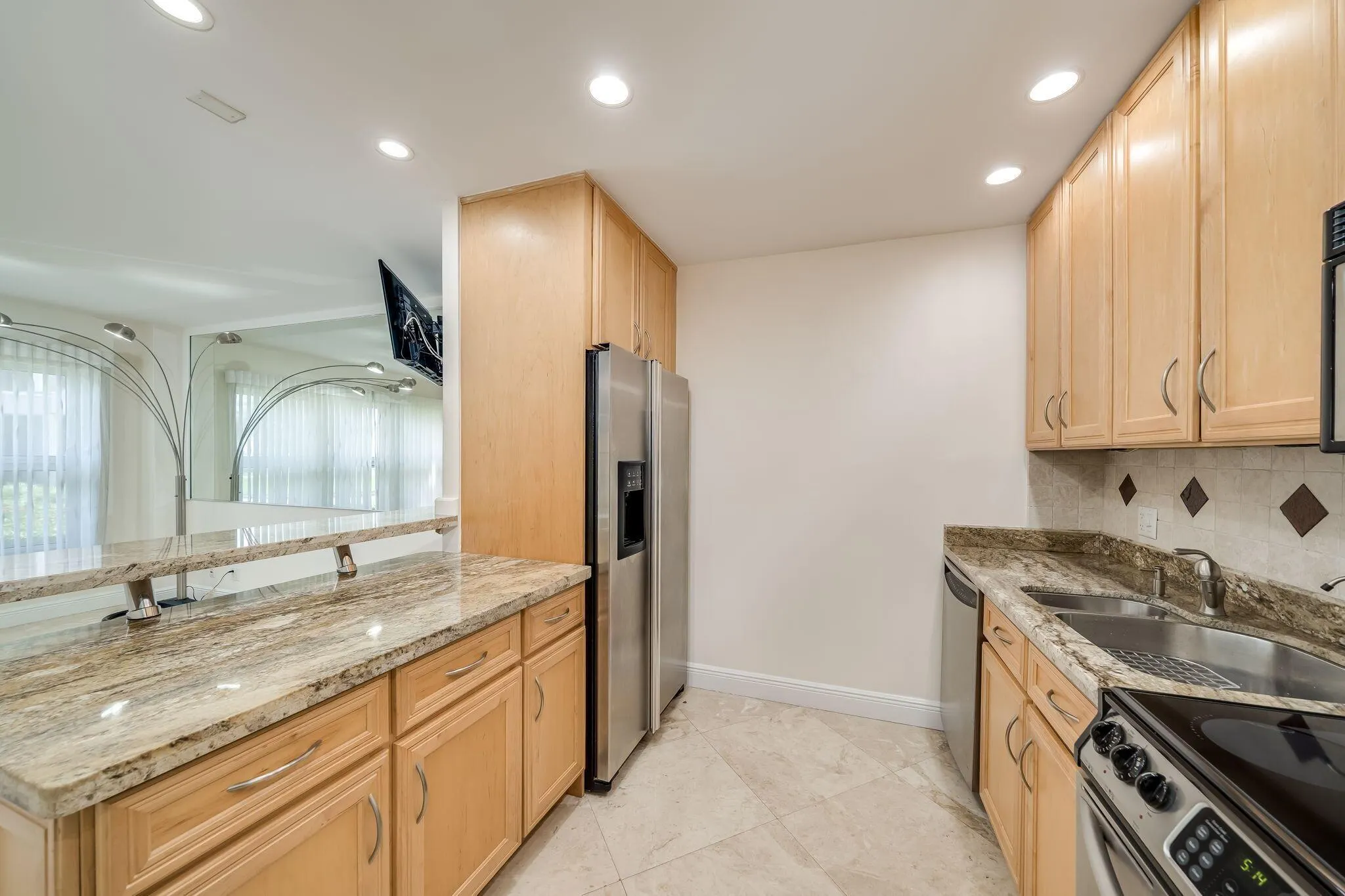 405 N Ocean Boulevard, #122