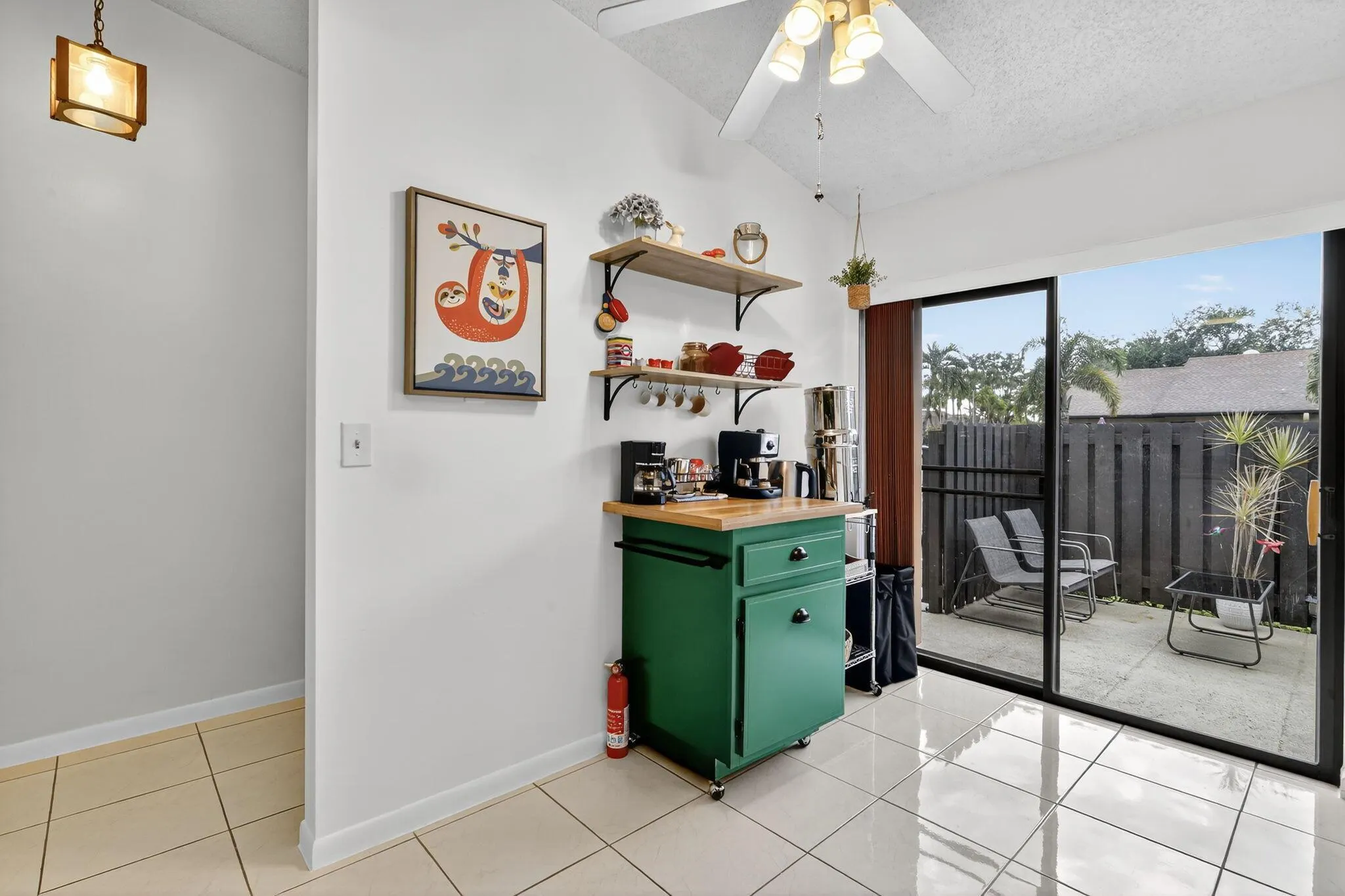 542 Shady Pine Way, #H