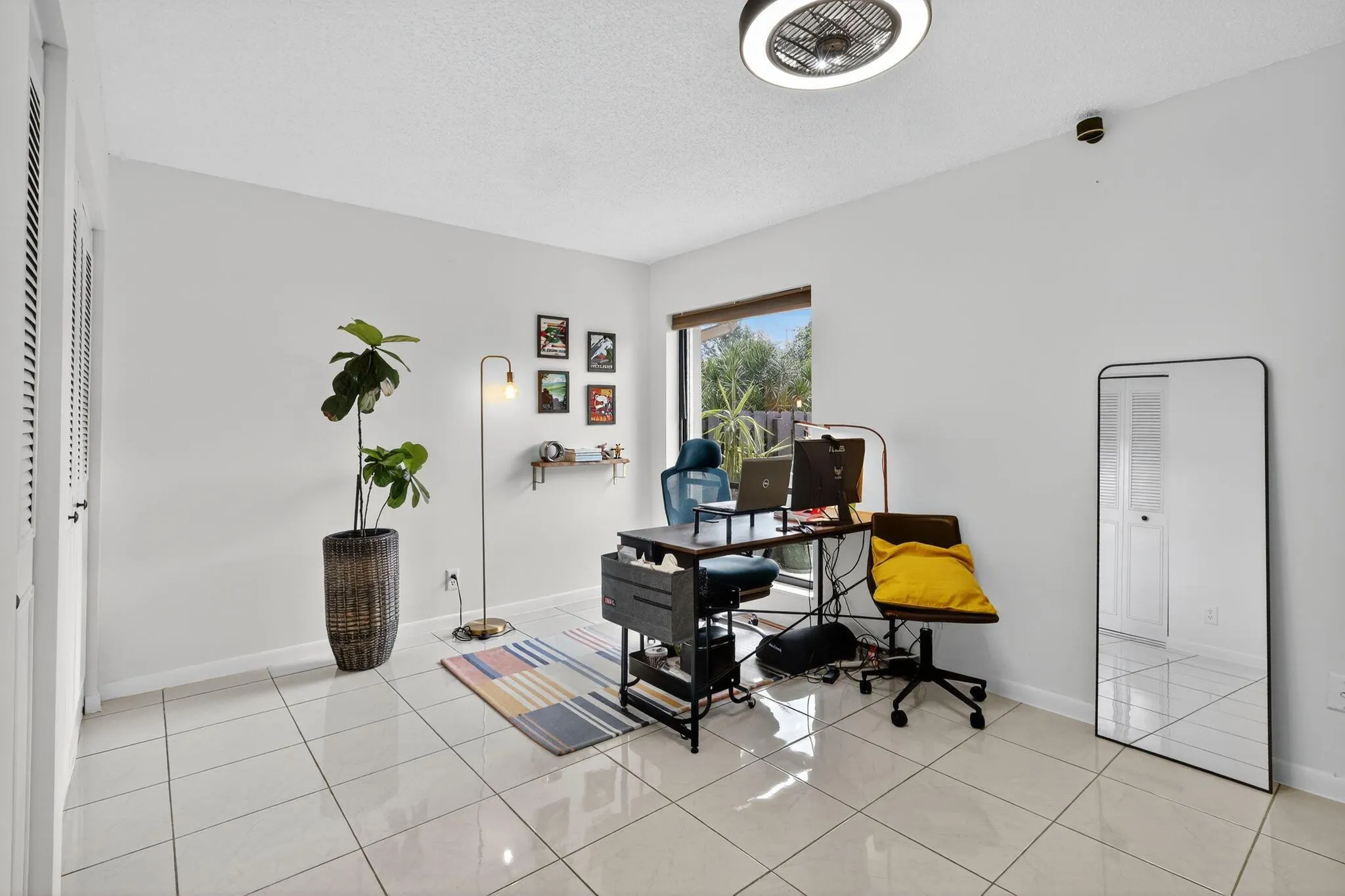 542 Shady Pine Way, #H
