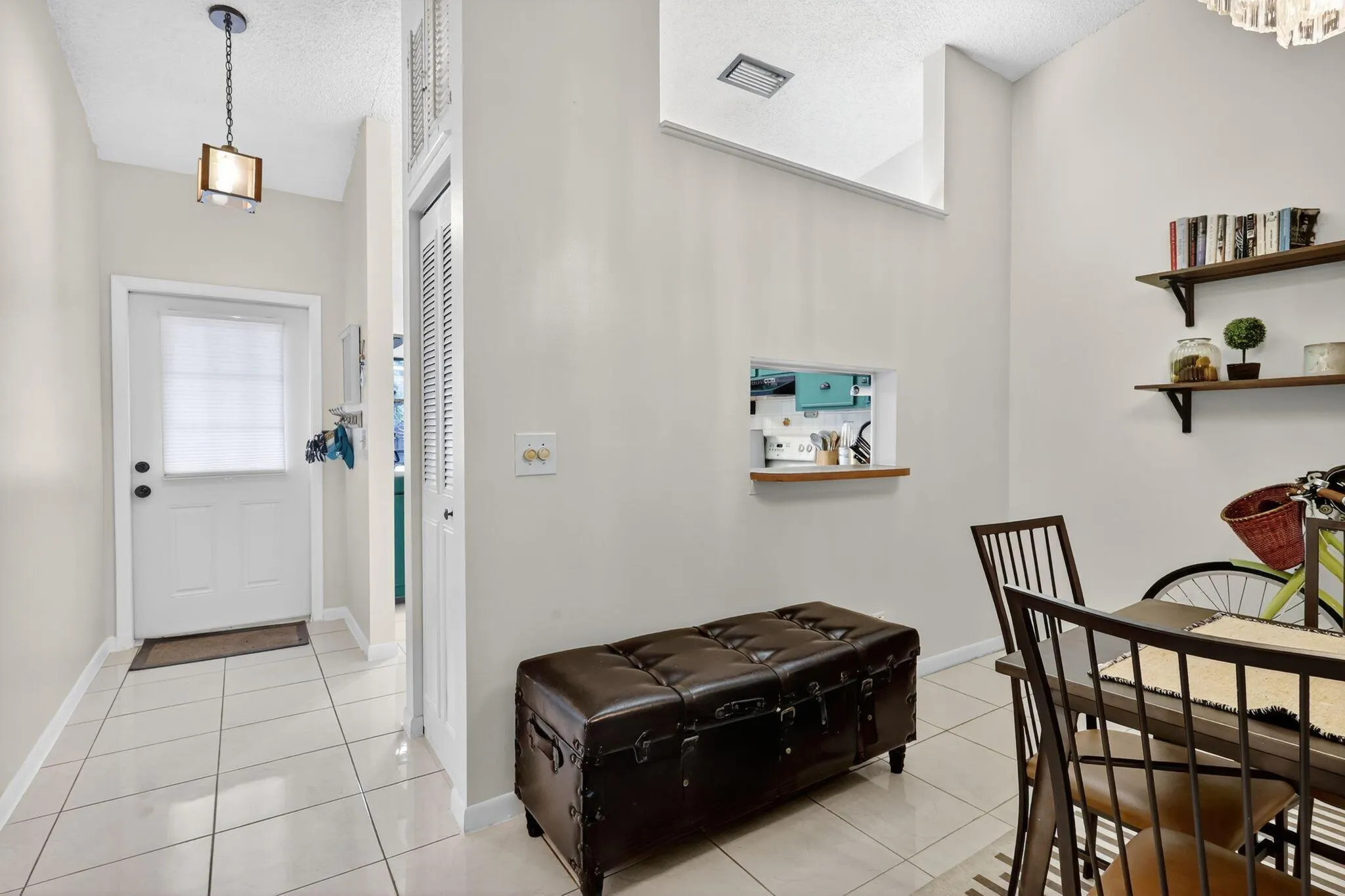 542 Shady Pine Way, #H