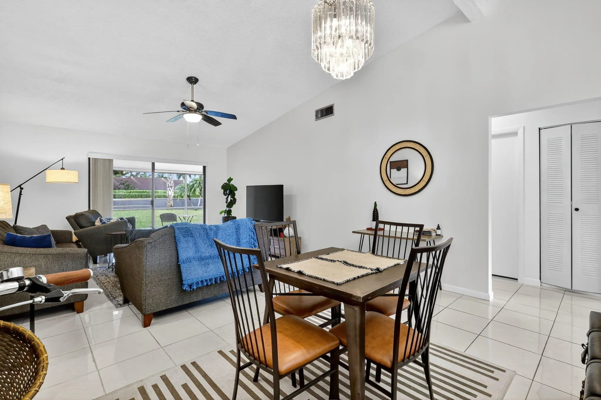 542 Shady Pine Way, #H