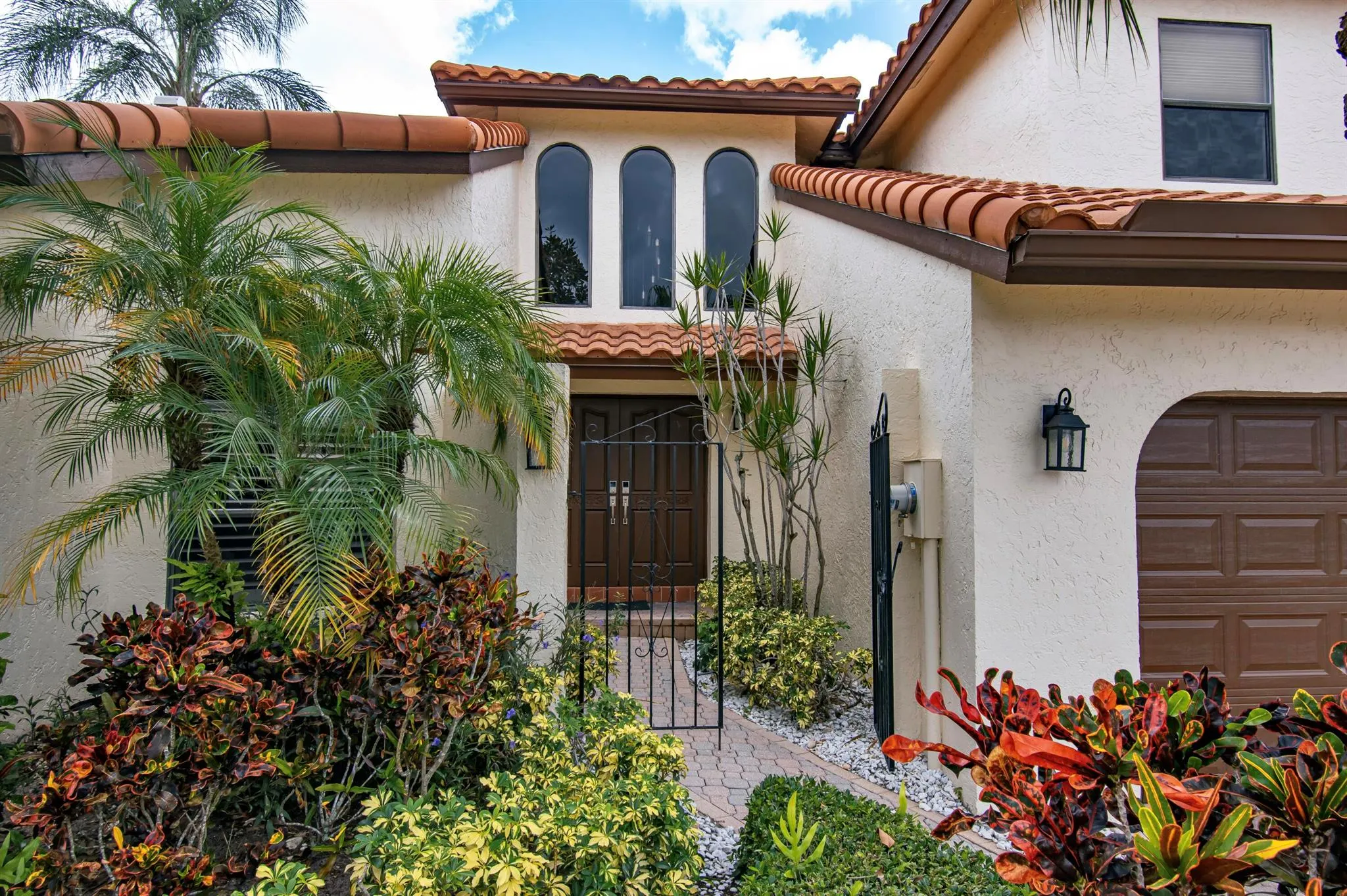 22504 W Esplanada Circle W