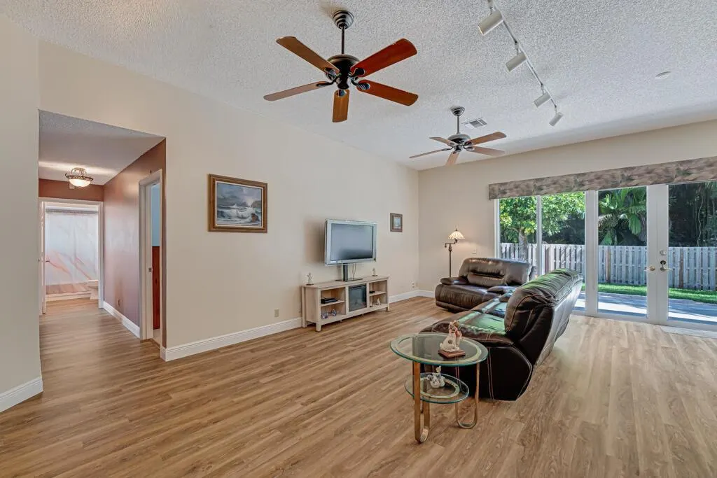 9935 Cross Pine Court