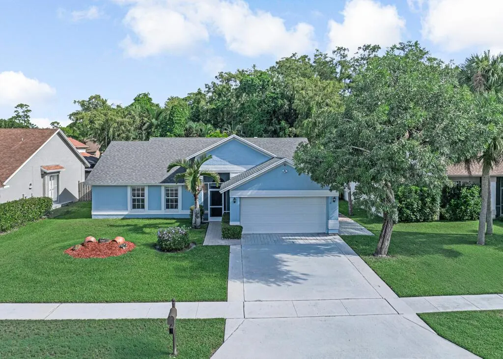 9935 Cross Pine Court