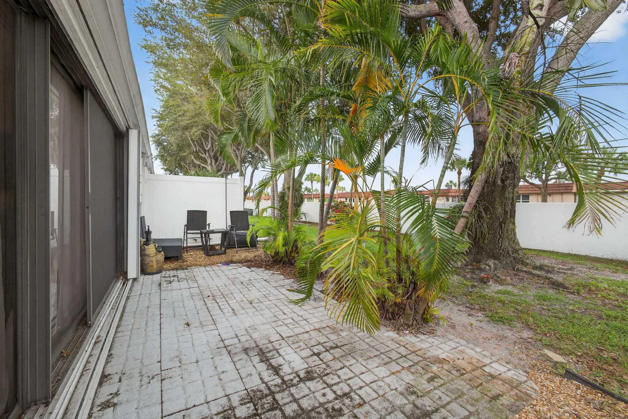 2640 Gately Drive W, #406