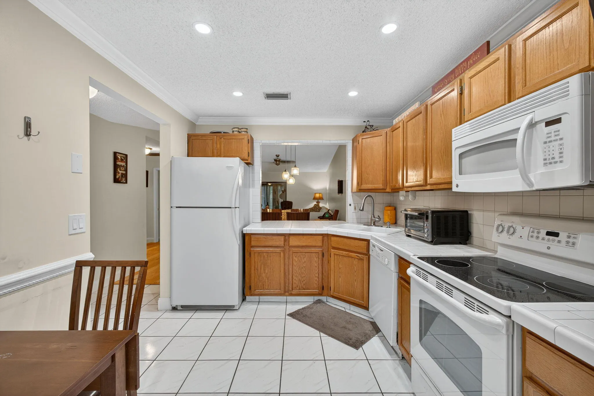 2640 Gately Drive W, #406