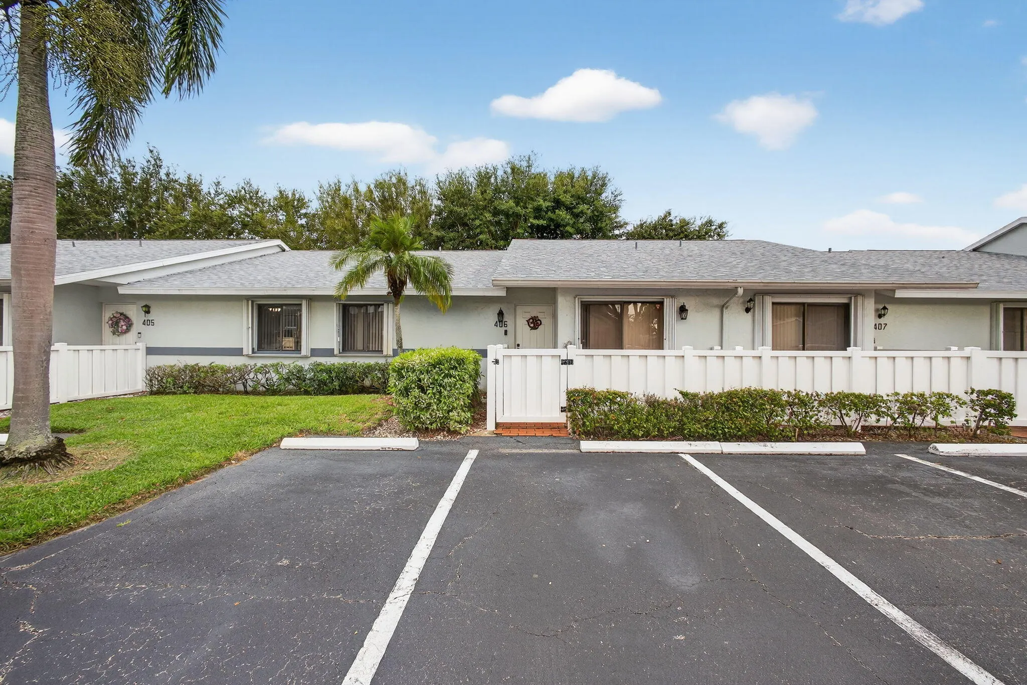 2640 Gately Drive W, #406