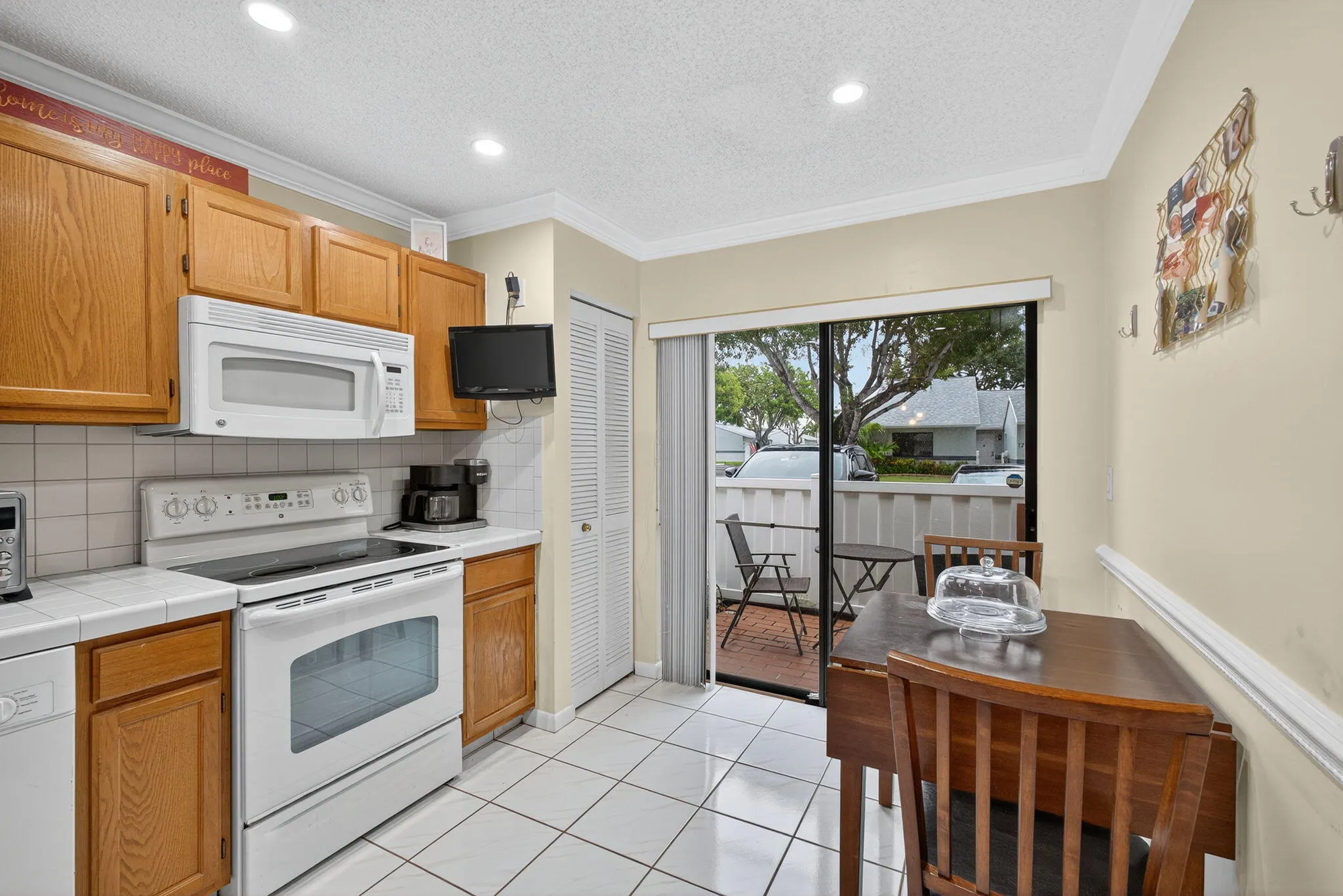 2640 Gately Drive W, #406