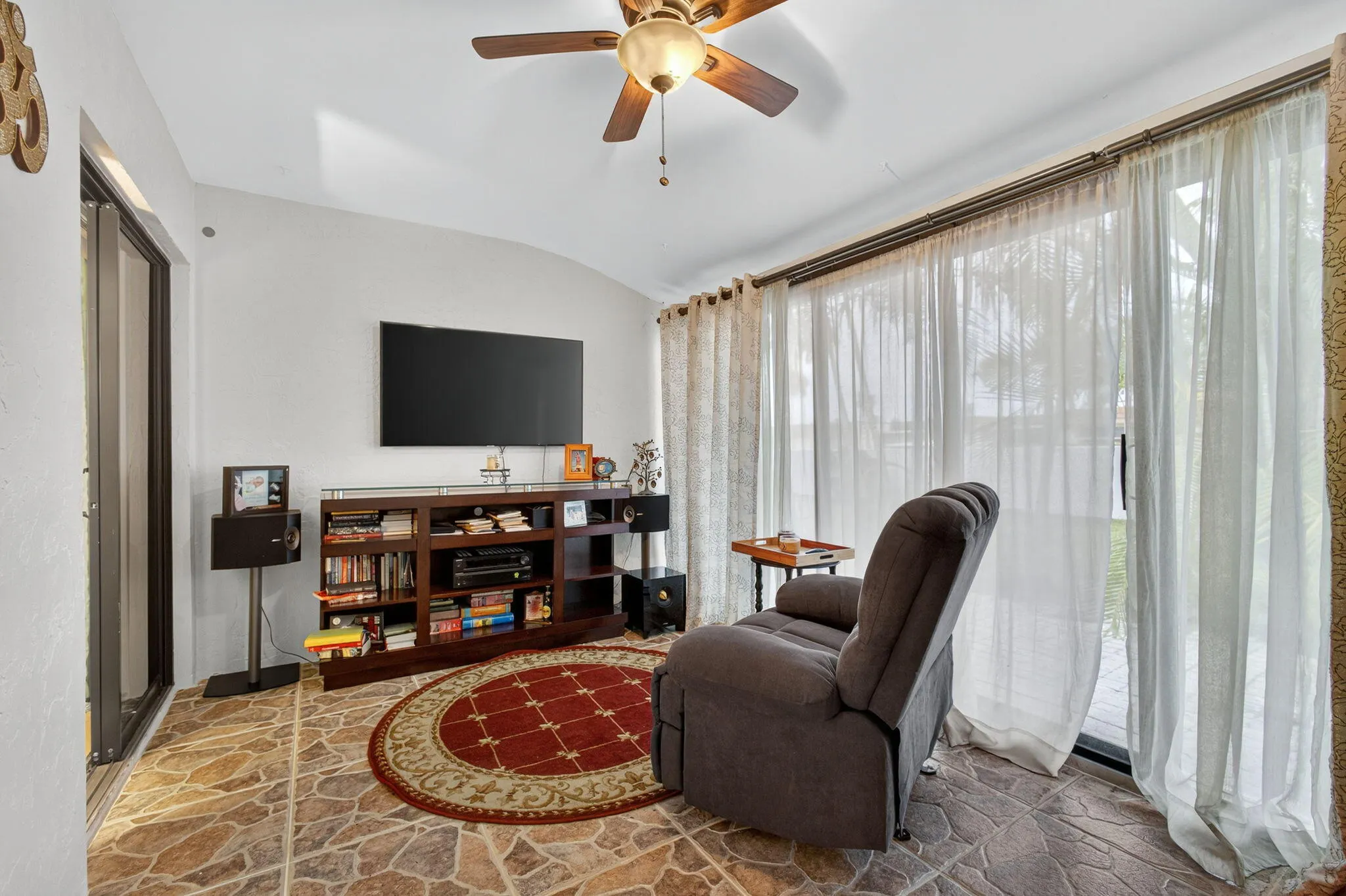 2640 Gately Drive W, #406