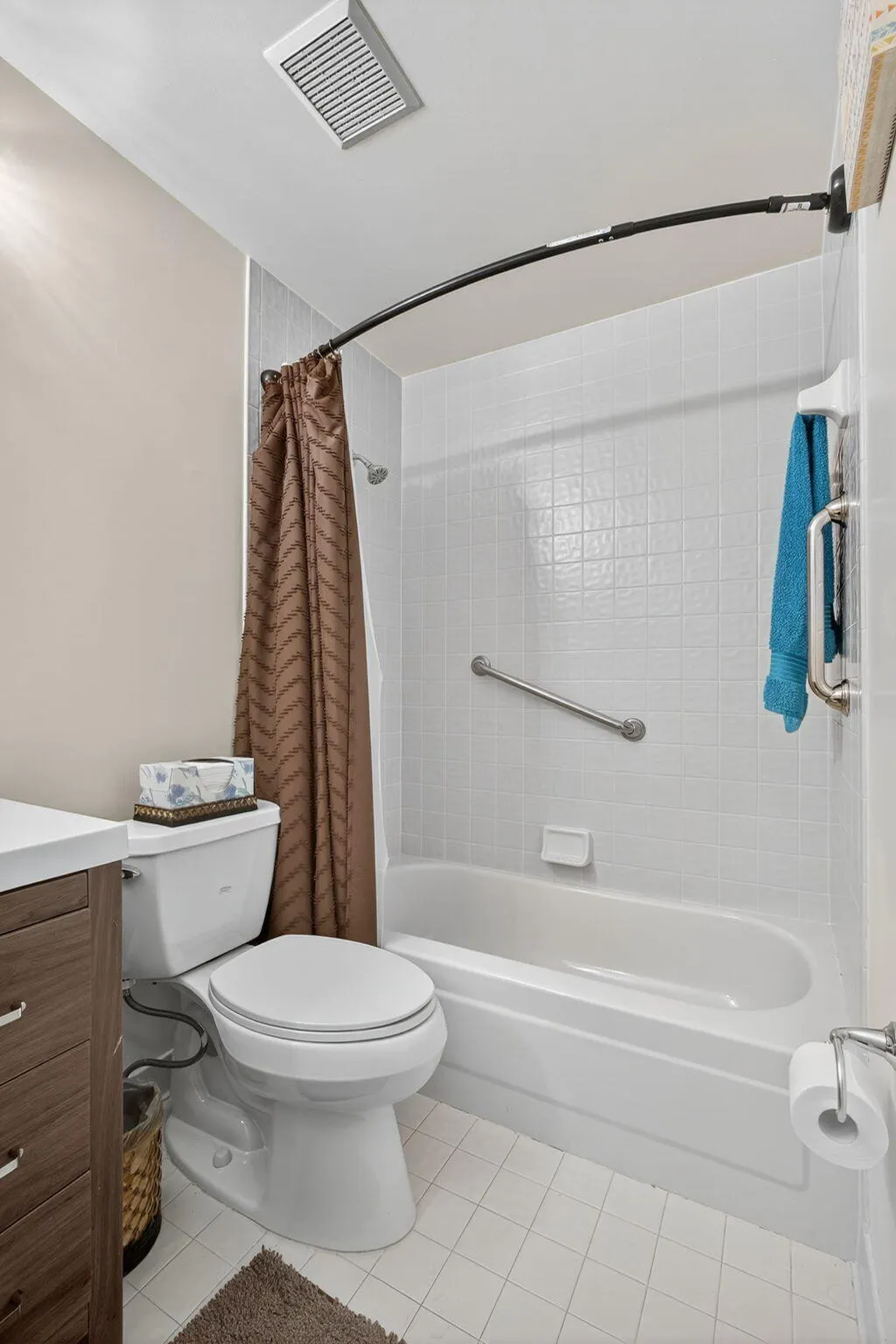 2640 Gately Drive W, #406