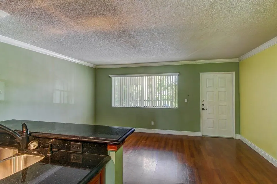 1536 W Meadows Circle W, #1036 Building 15