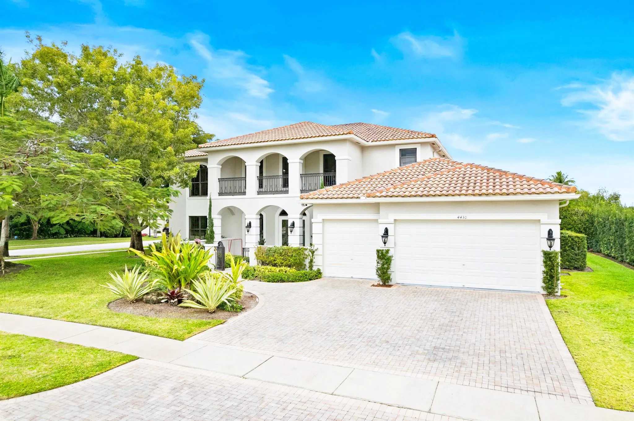 4430 Island Reef Drive