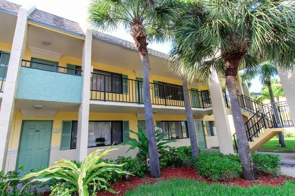 1536 W Meadows Circle W, #1036 Building 15