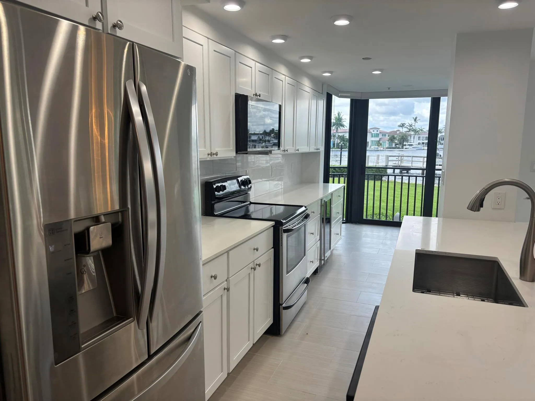 3912 S Ocean Boulevard, #114