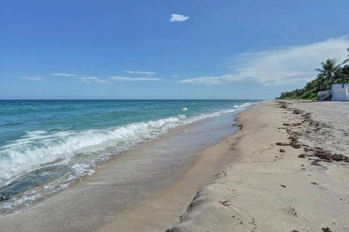 3912 S Ocean Boulevard, #114