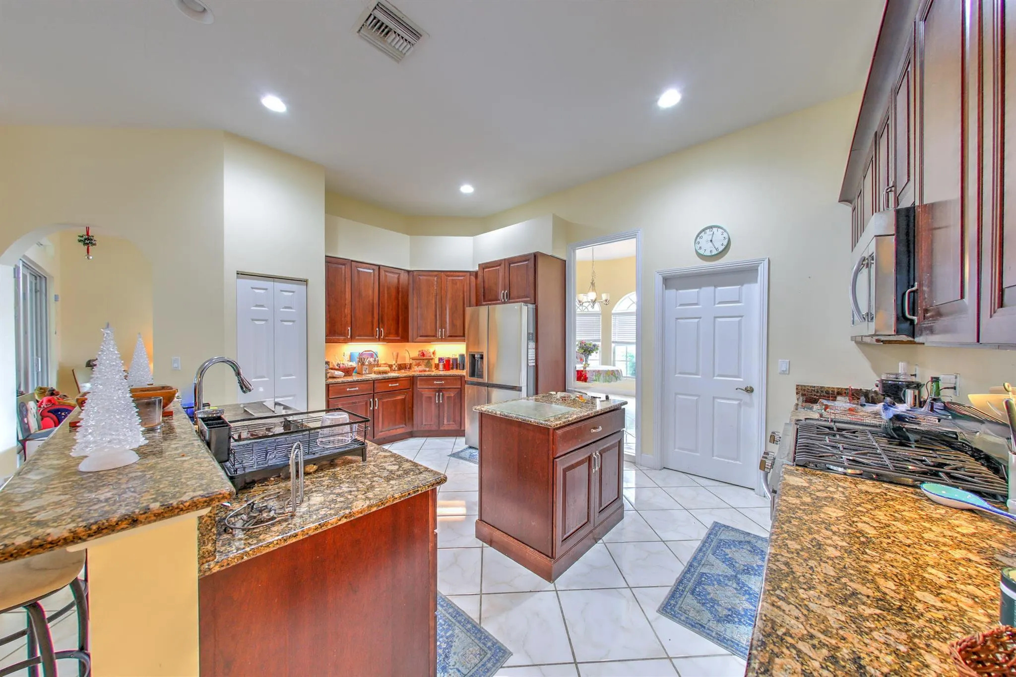 2849 SE Buccaneer Circle