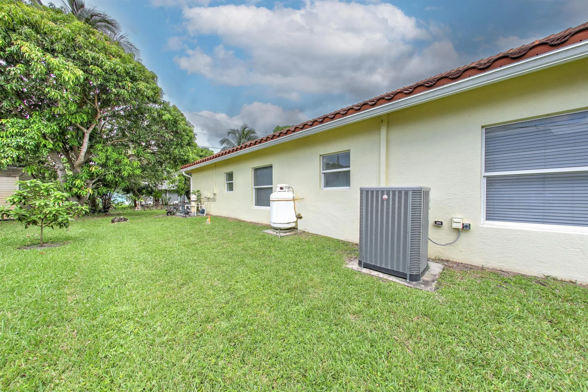 2849 SE Buccaneer Circle