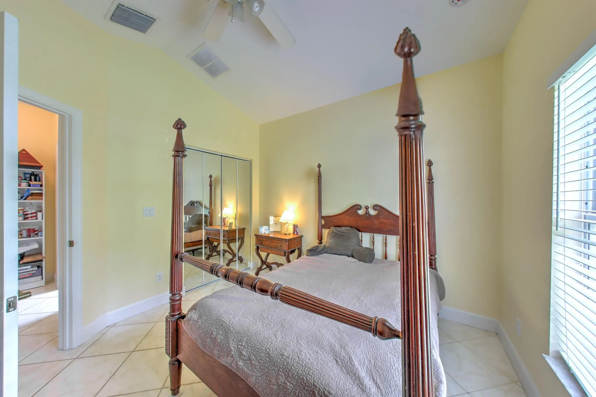2849 SE Buccaneer Circle